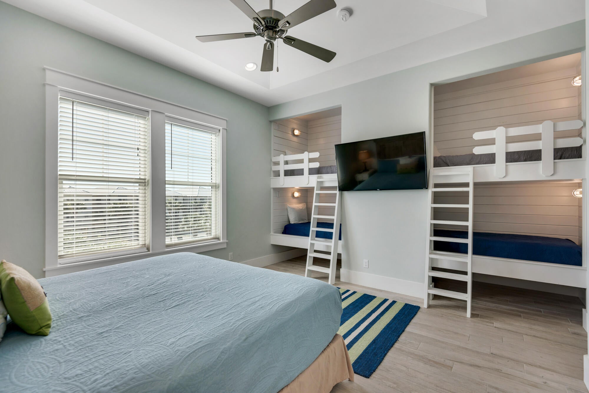 FRANGISTA BEACH 1ST ADDN - Residential