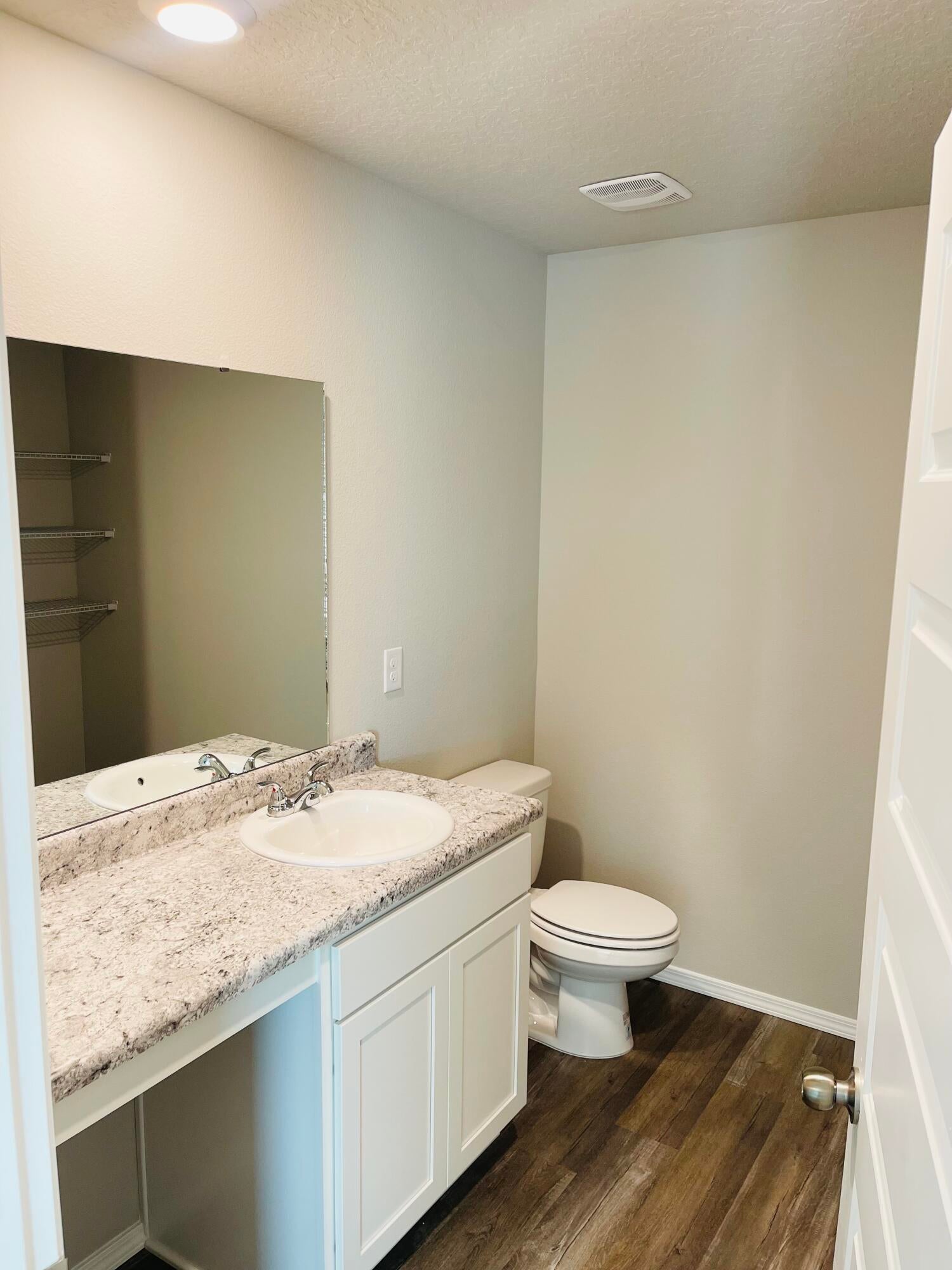 WHITE OAK ESTATES - Residential