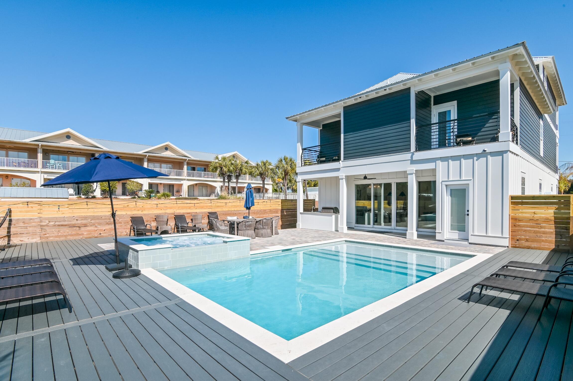 Sandtrap Road - Residential