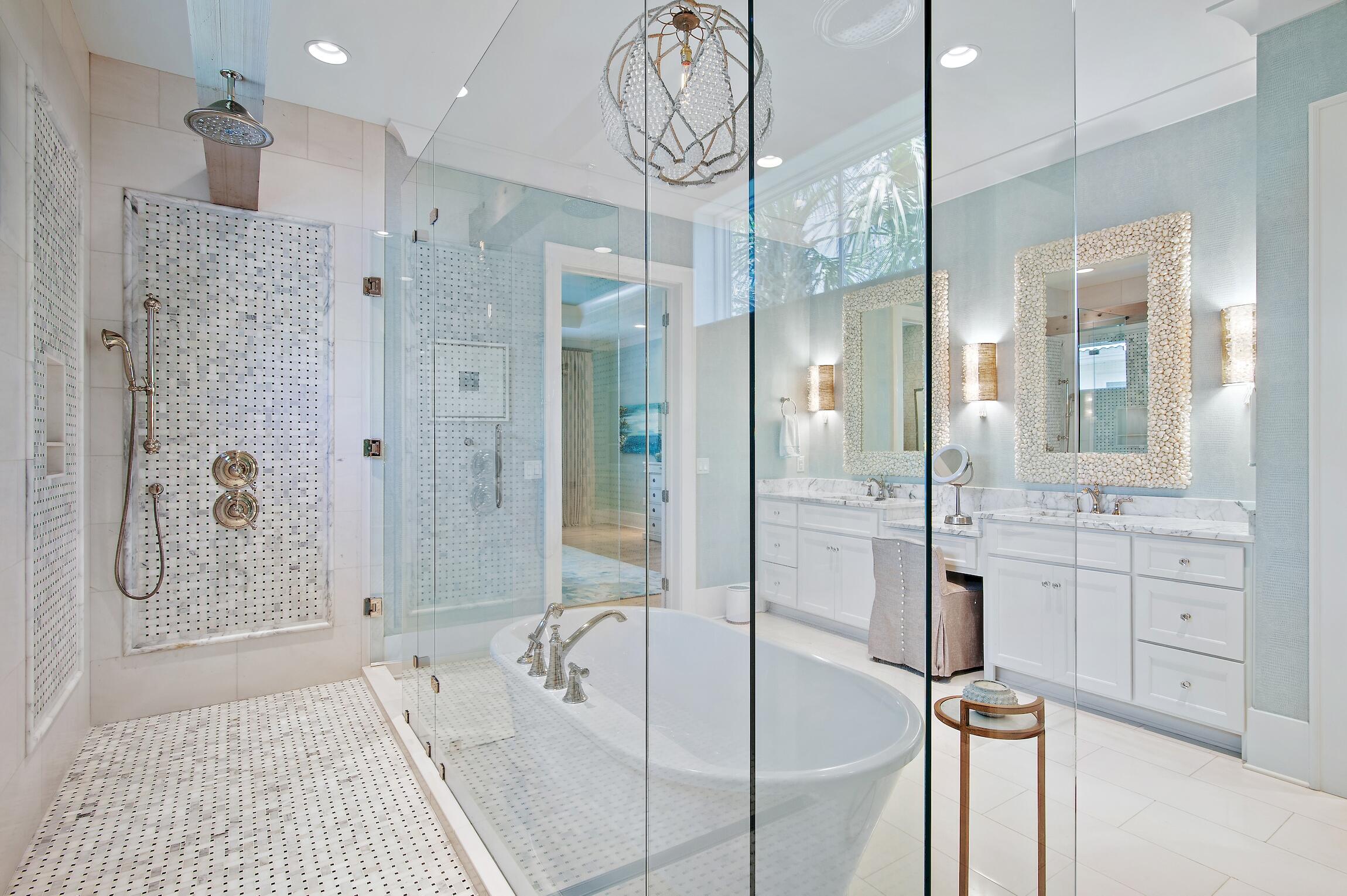 REGATTA BAY - Residential