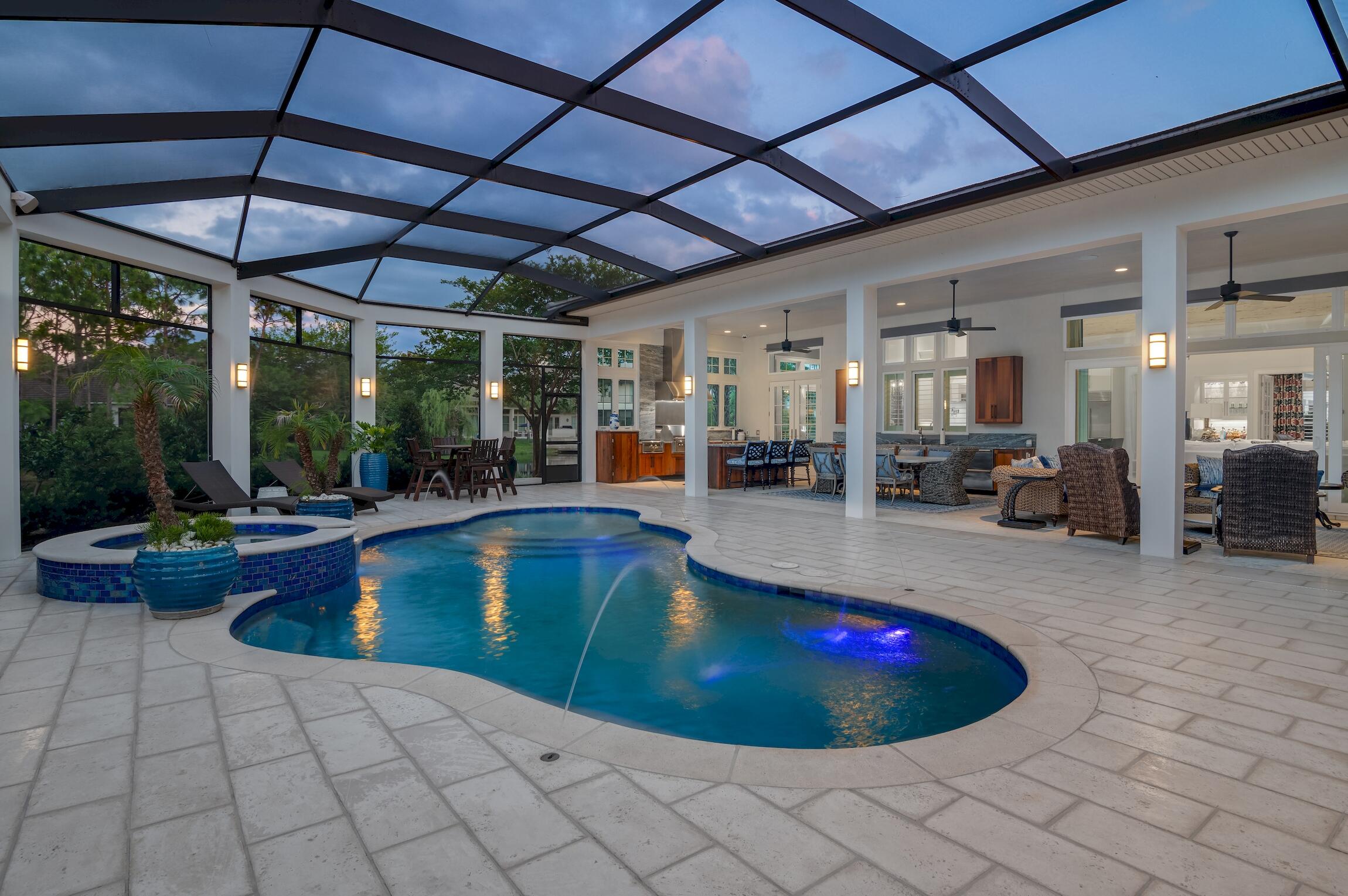 REGATTA BAY - Residential