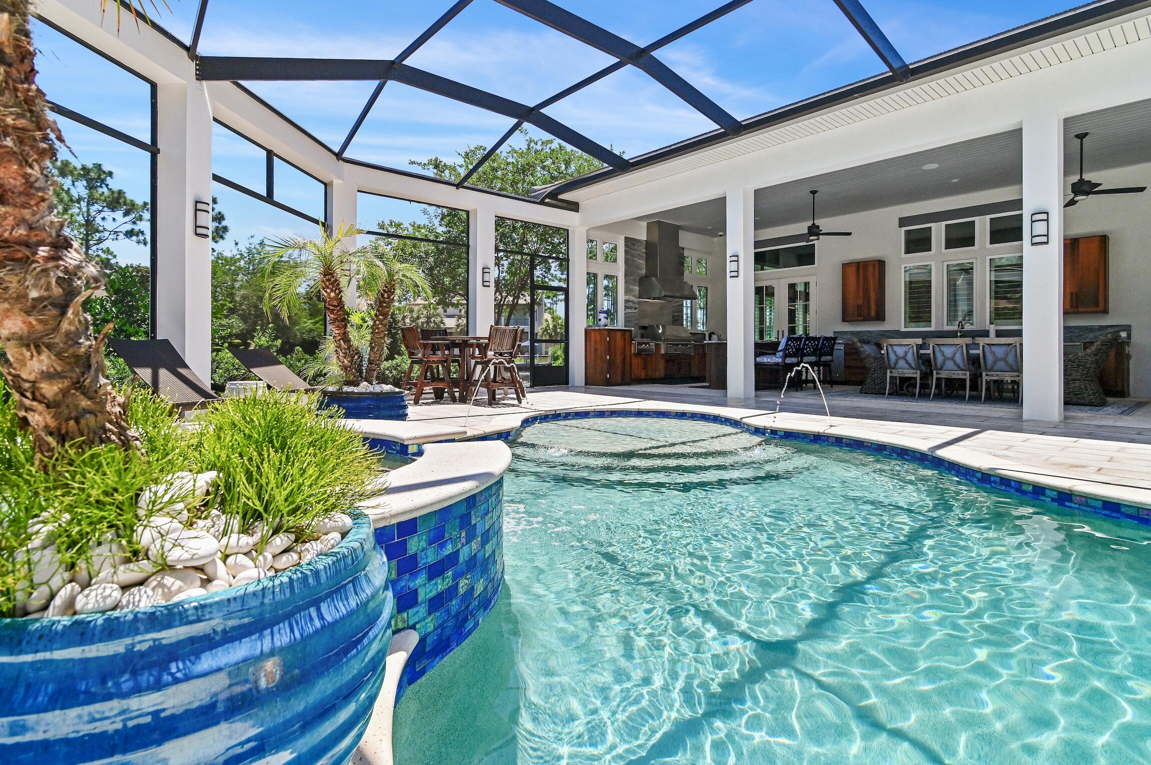 REGATTA BAY - Residential
