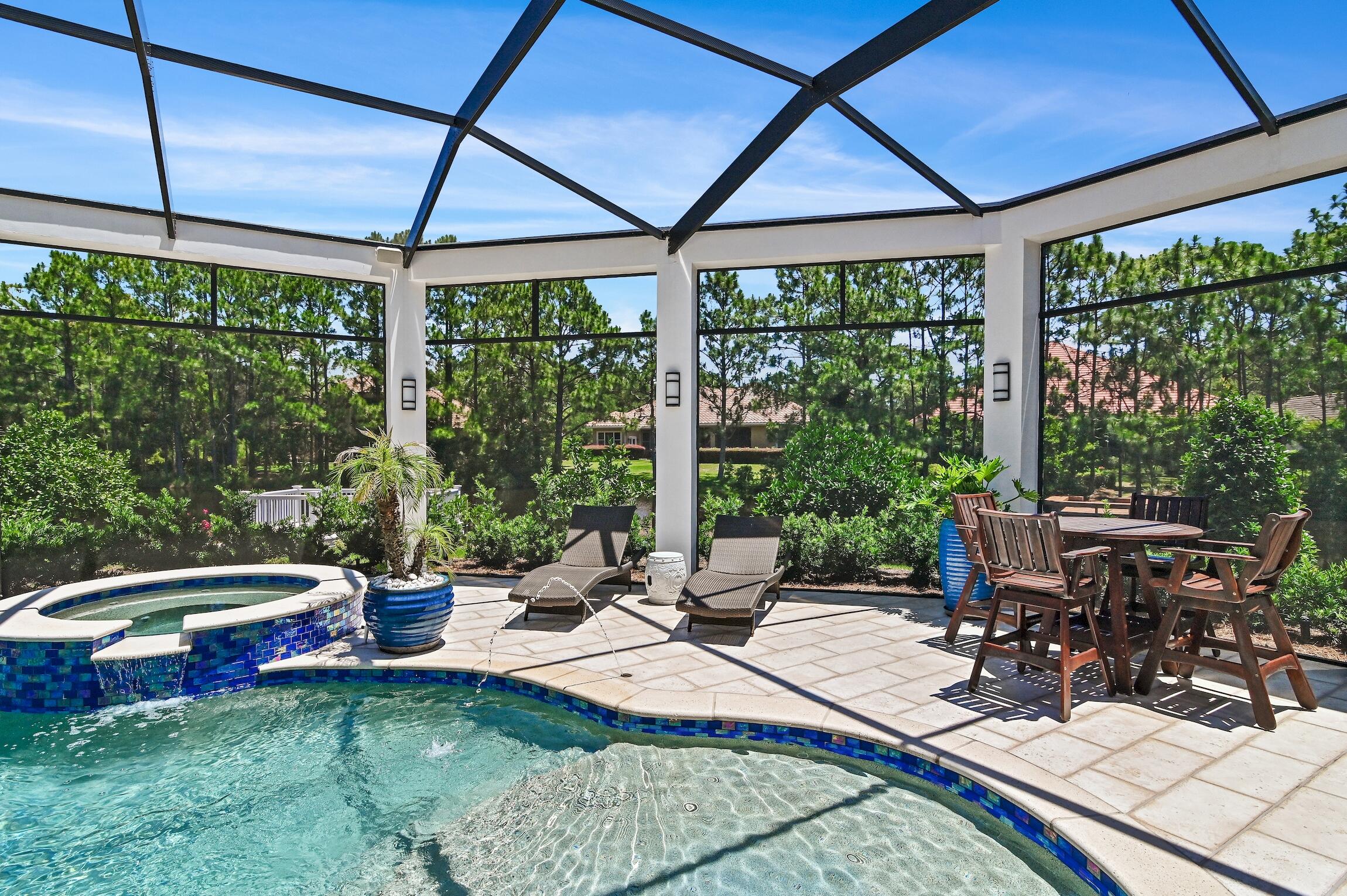 REGATTA BAY - Residential