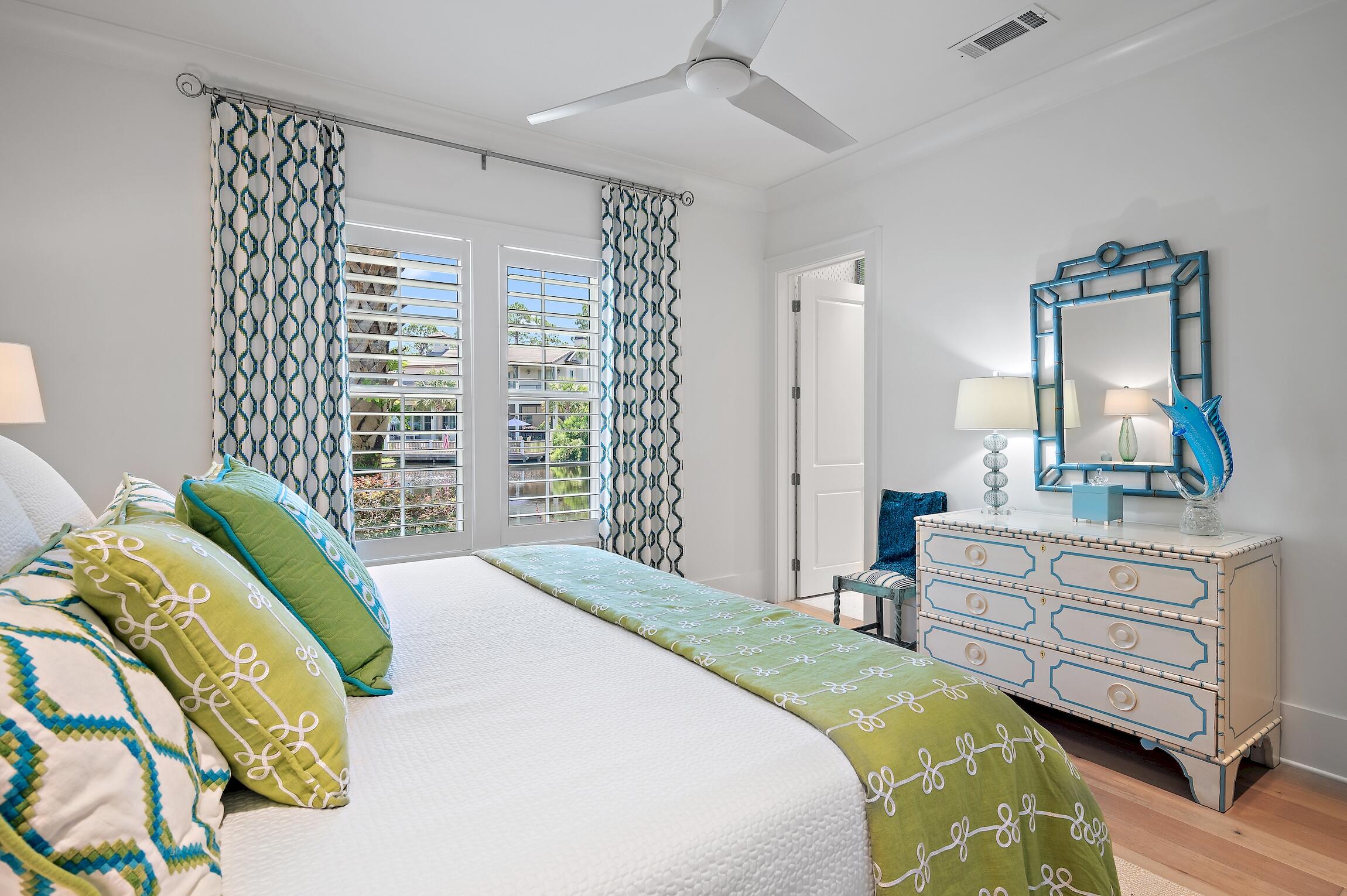 REGATTA BAY - Residential