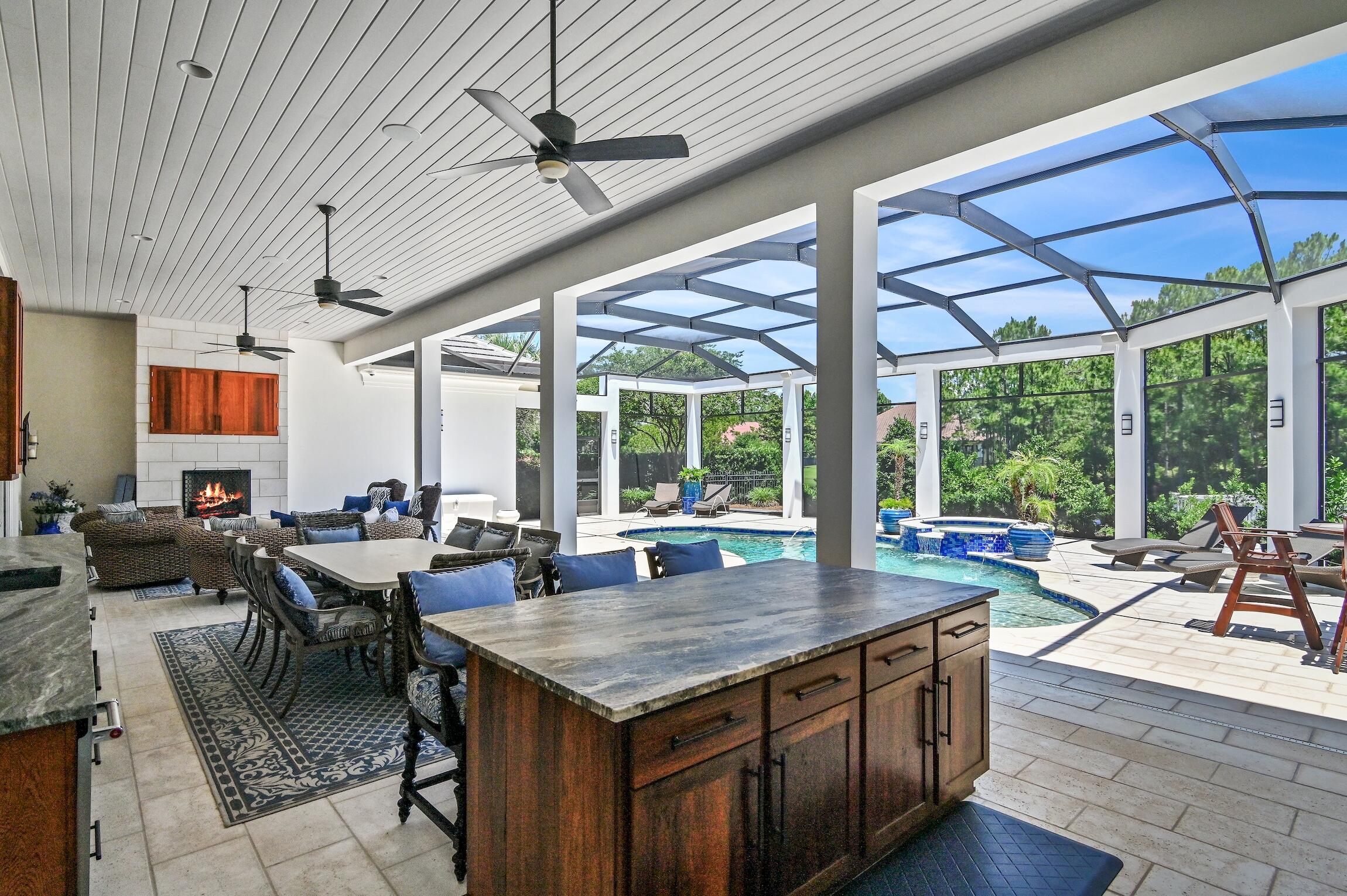REGATTA BAY - Residential