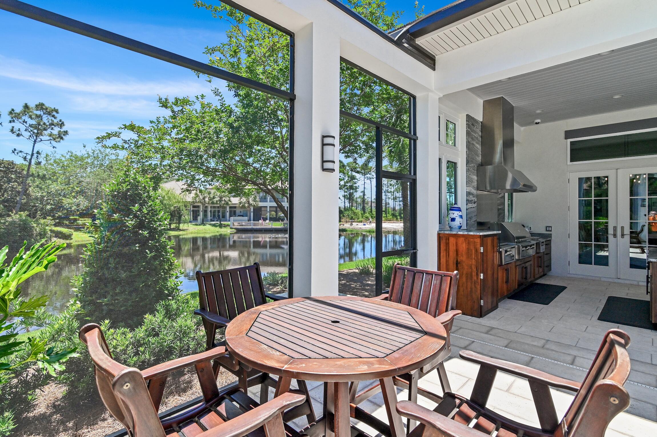 REGATTA BAY - Residential
