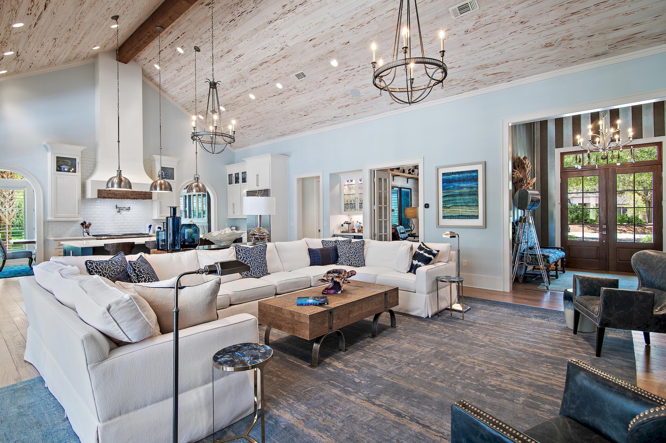 REGATTA BAY - Residential
