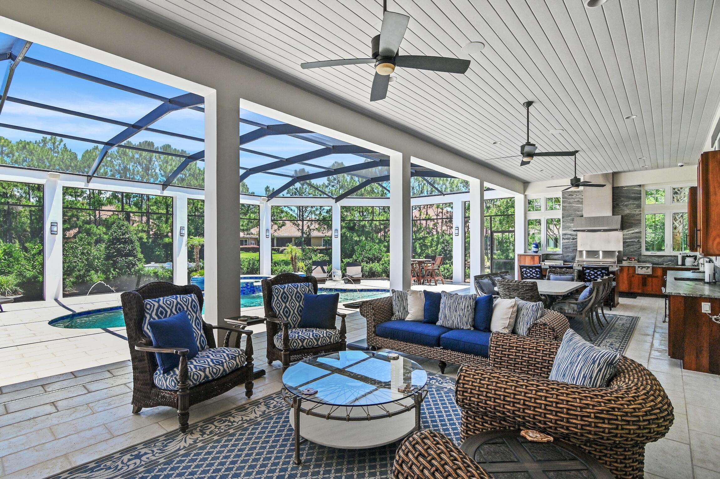 REGATTA BAY - Residential