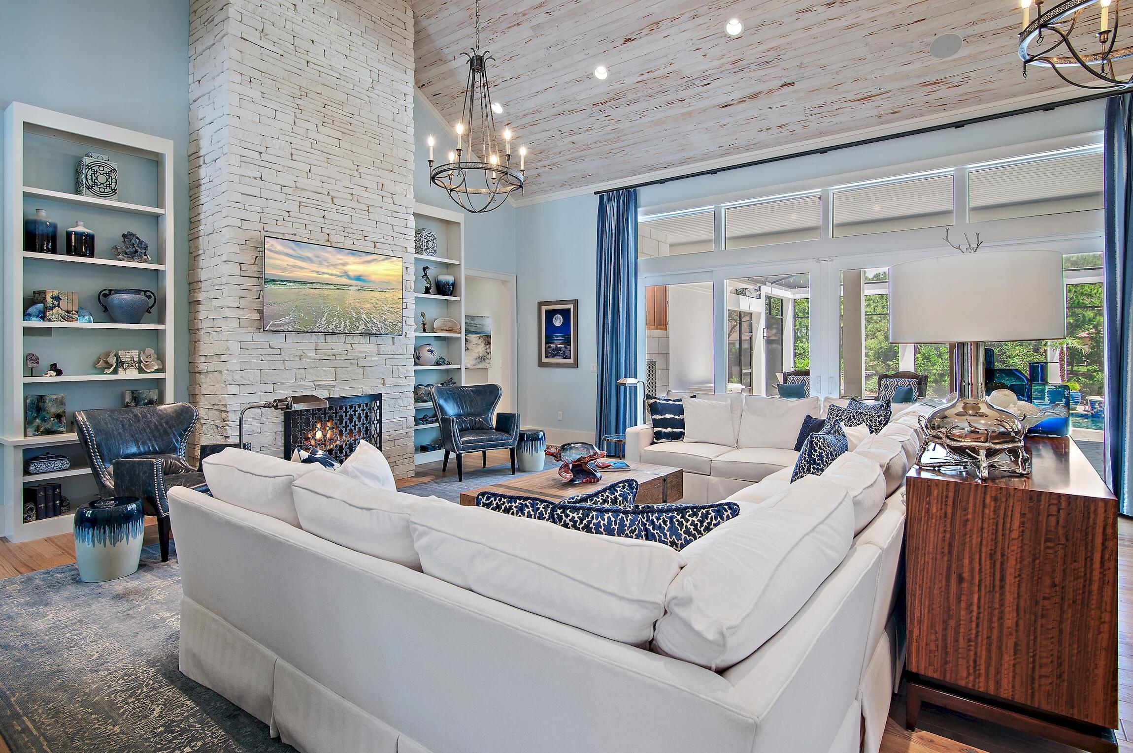 REGATTA BAY - Residential