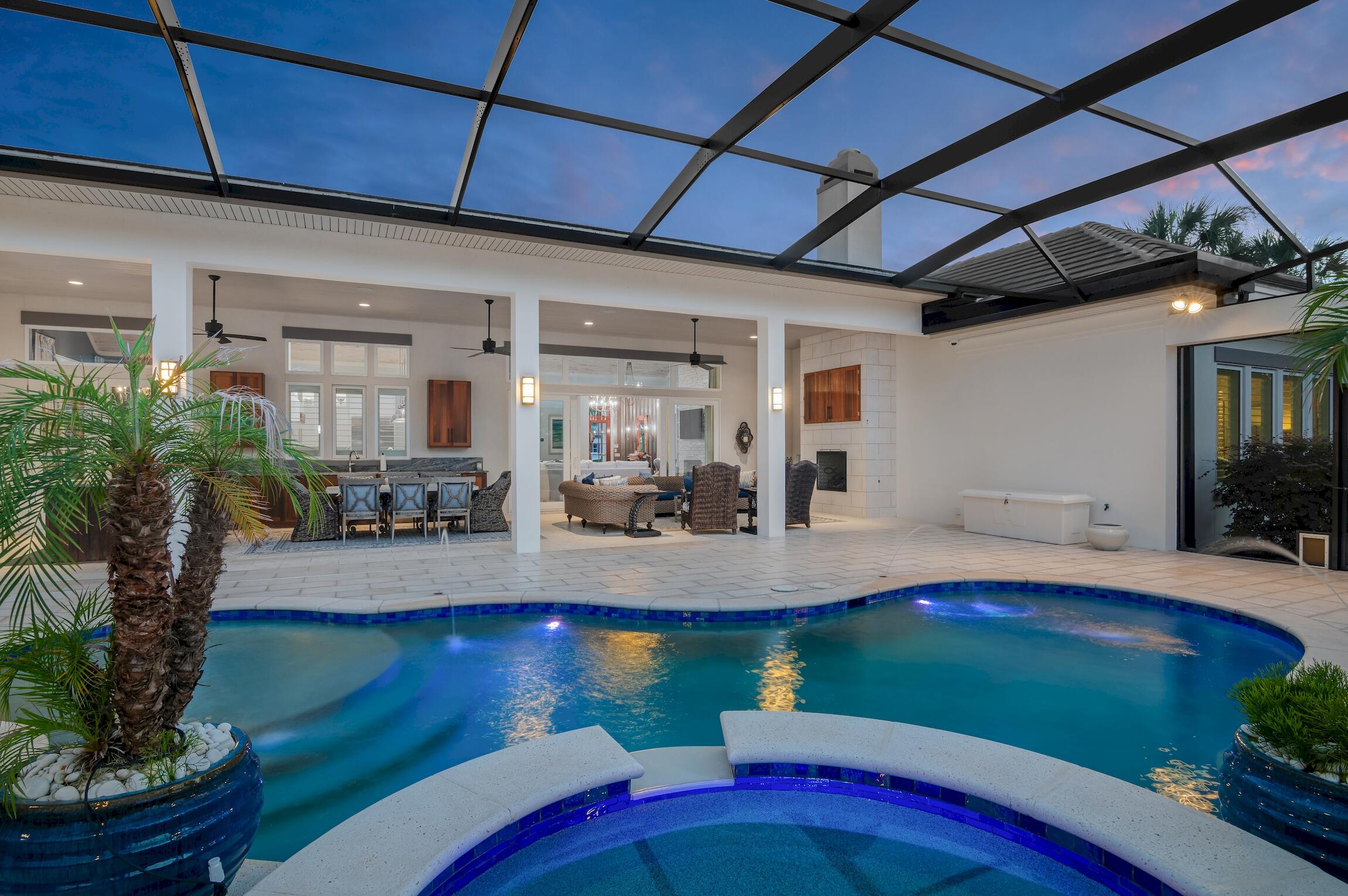 REGATTA BAY - Residential