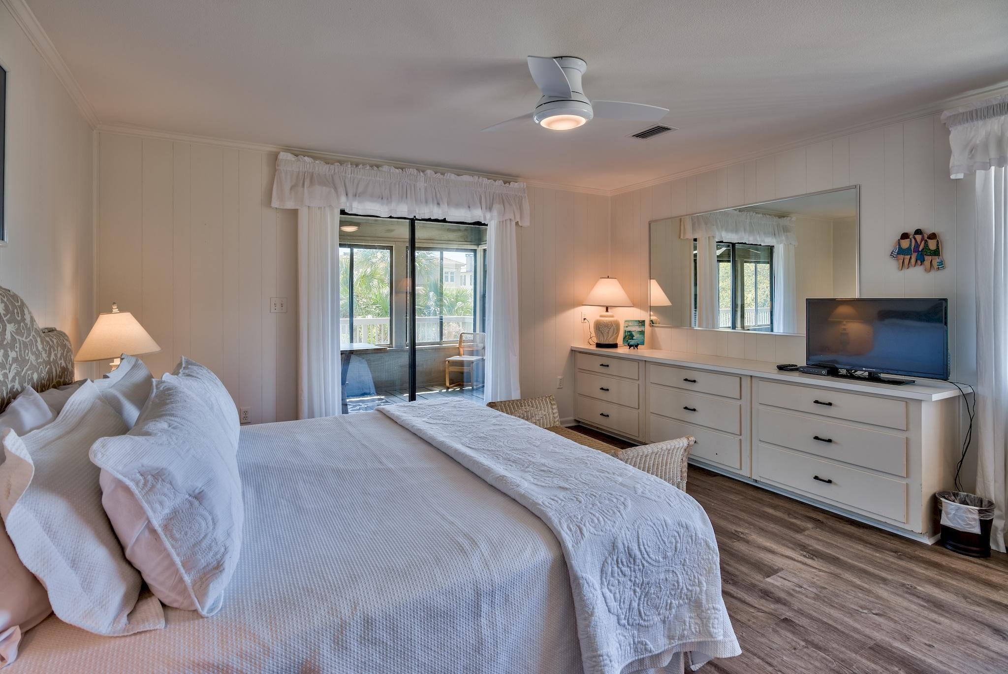 BEACH HIGHLANDS - Residential