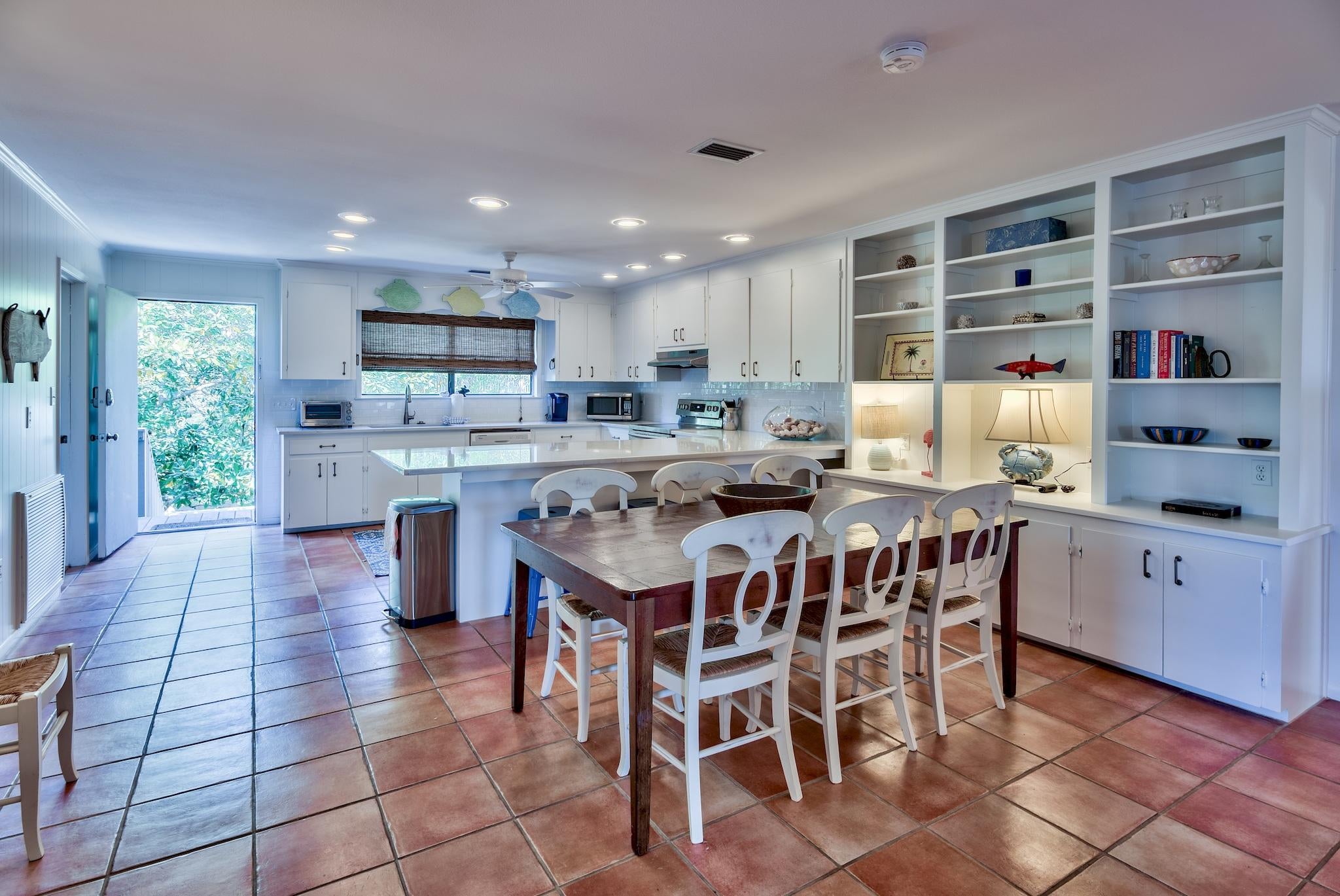 BEACH HIGHLANDS - Residential