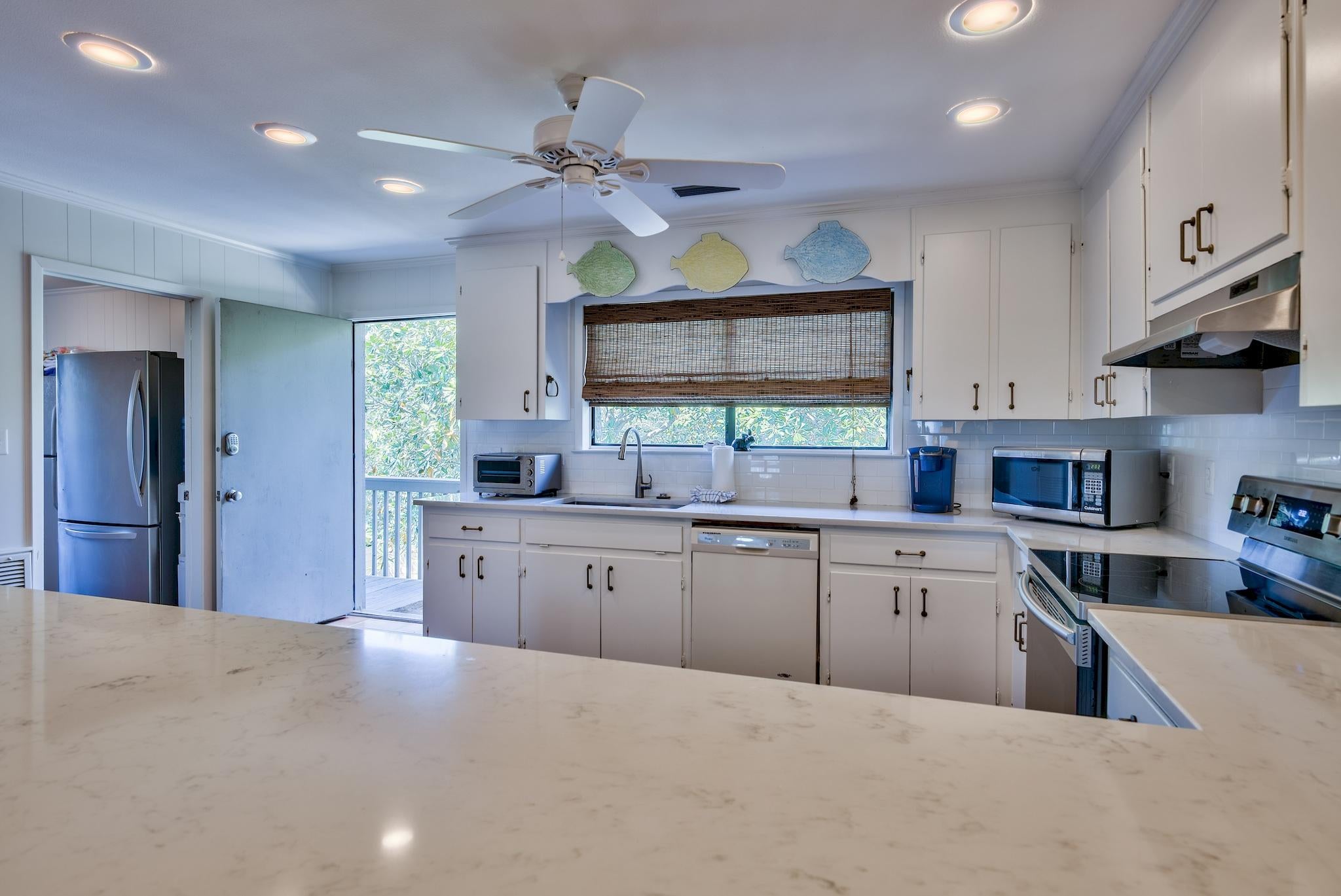 BEACH HIGHLANDS - Residential