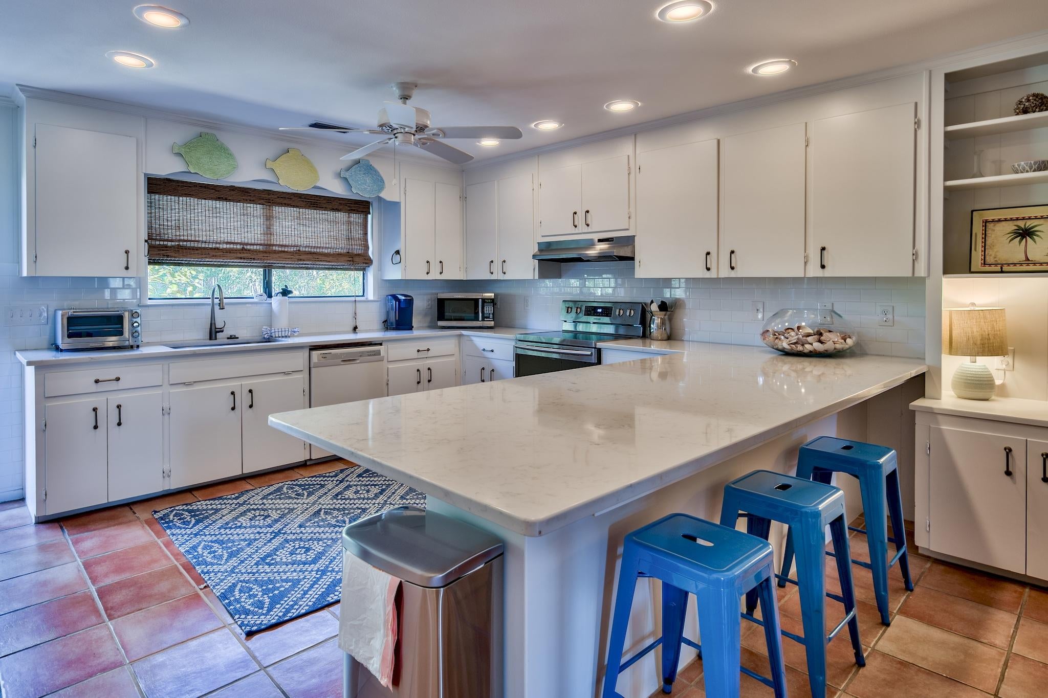BEACH HIGHLANDS - Residential
