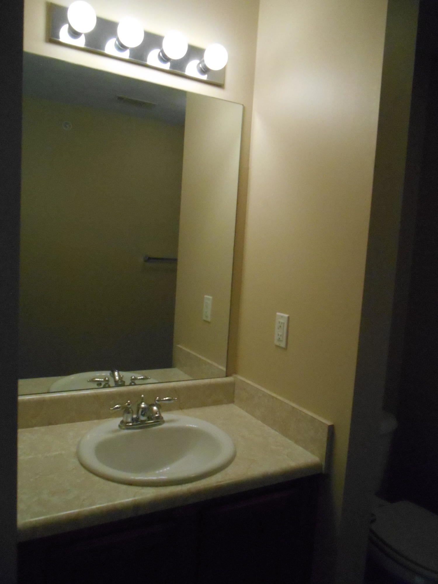 ROLLING PINES - Residential Lease