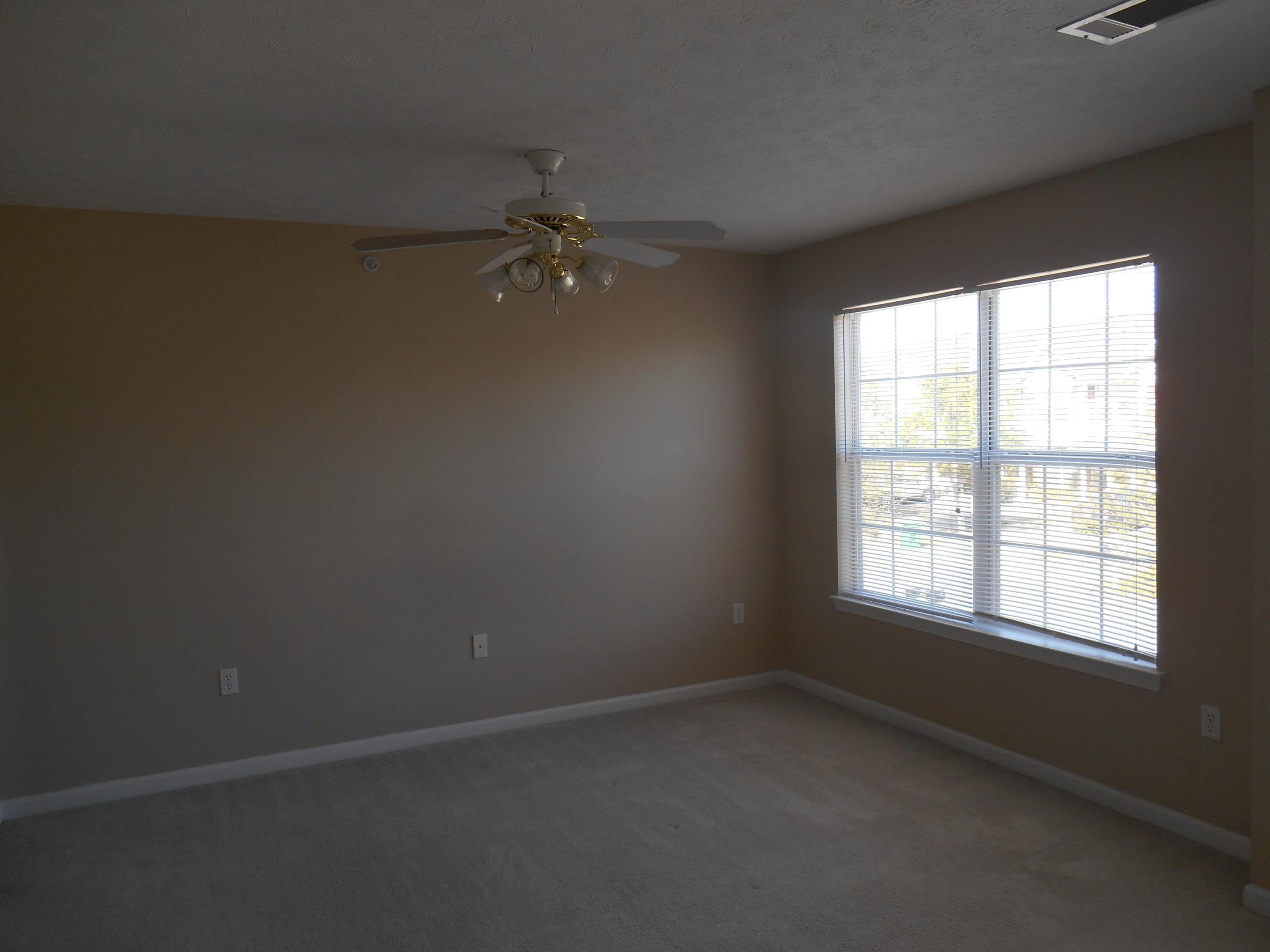 ROLLING PINES - Residential Lease