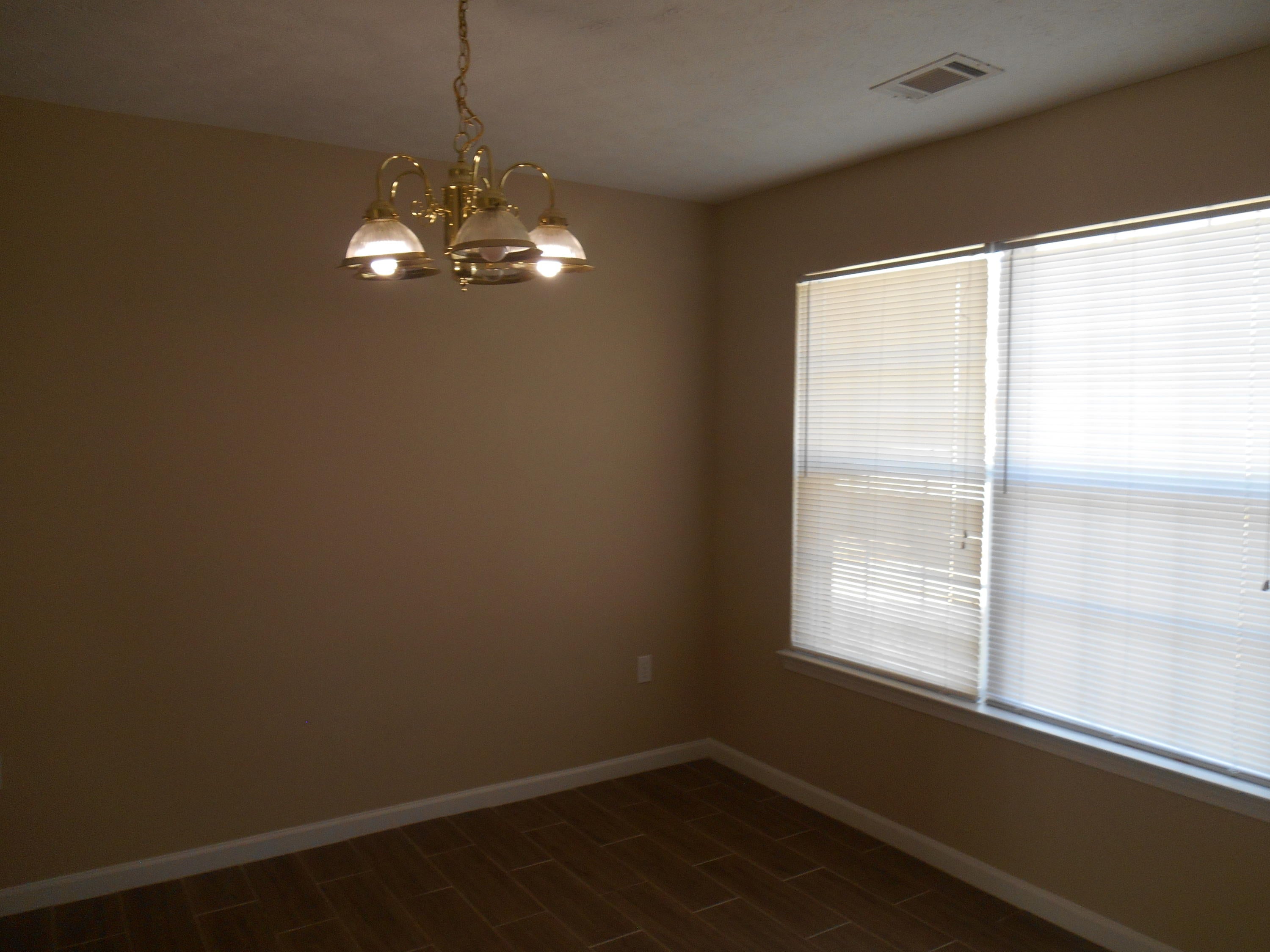 ROLLING PINES - Residential Lease