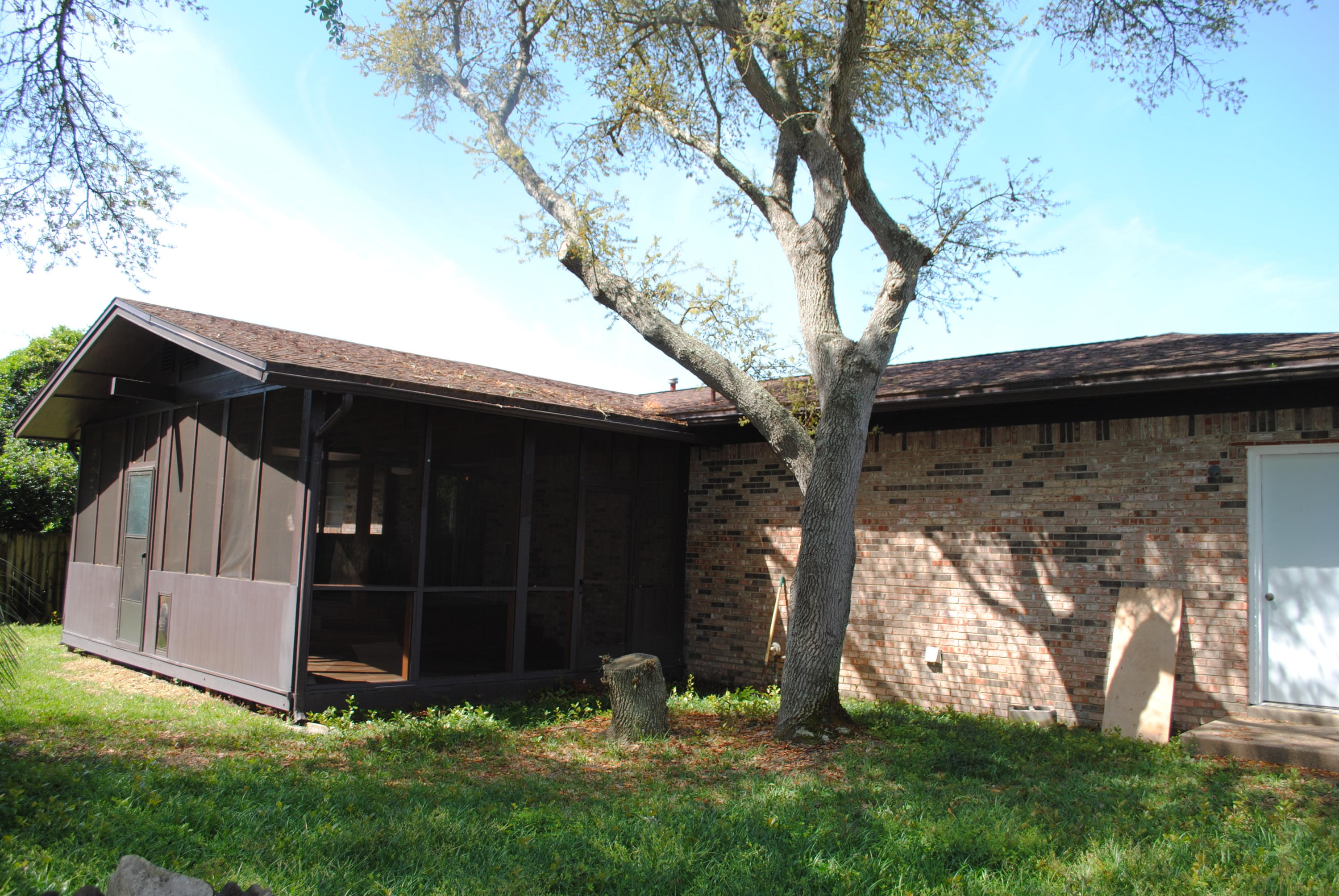 MIRAMAR ESTATES 4TH ADDN - Residential