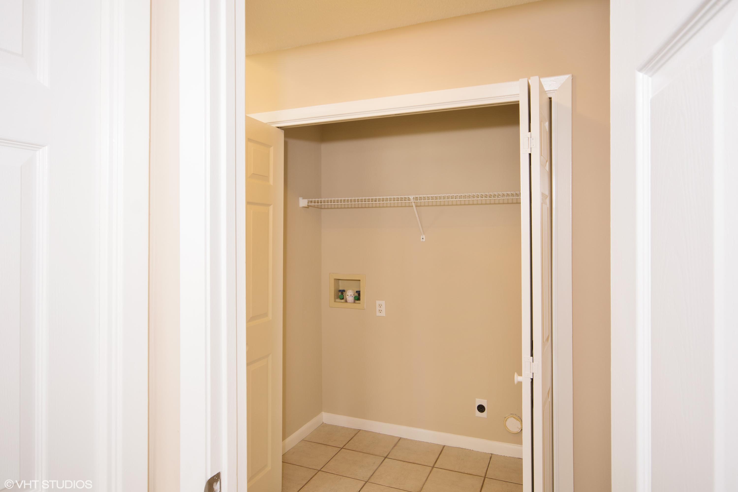 FAIRWAY LAKES PH 2 - Residential