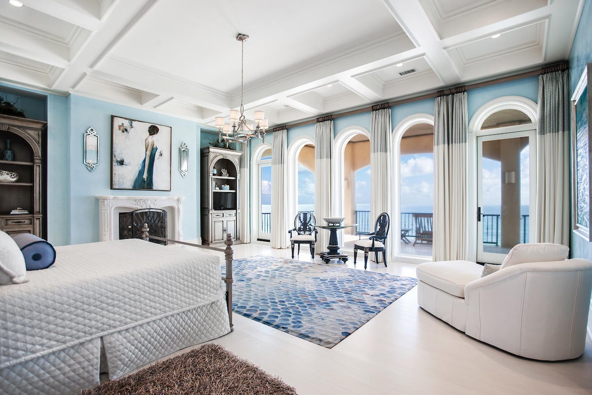 PARADISE BY THE SEA - Residential