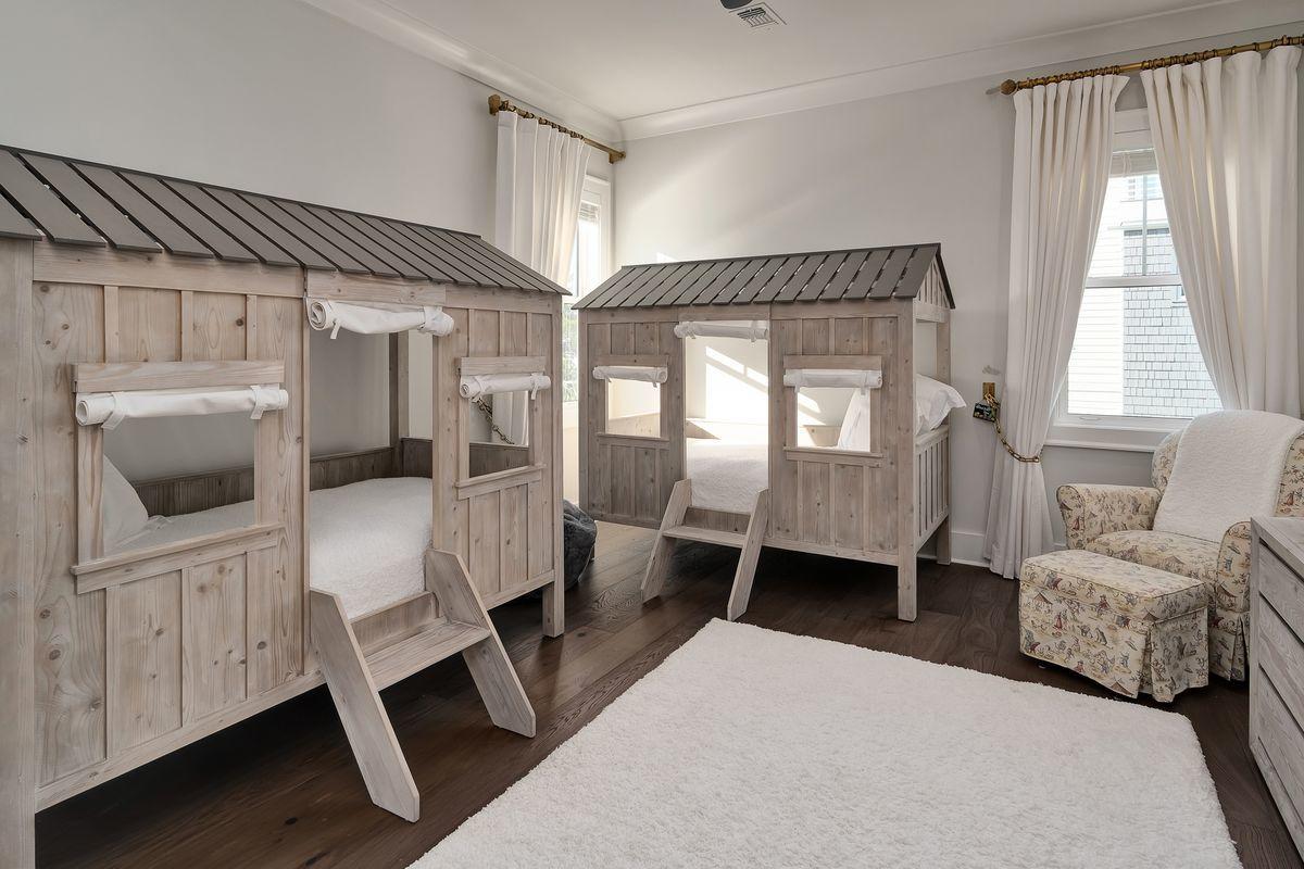 SEASCAPE S/D - Residential