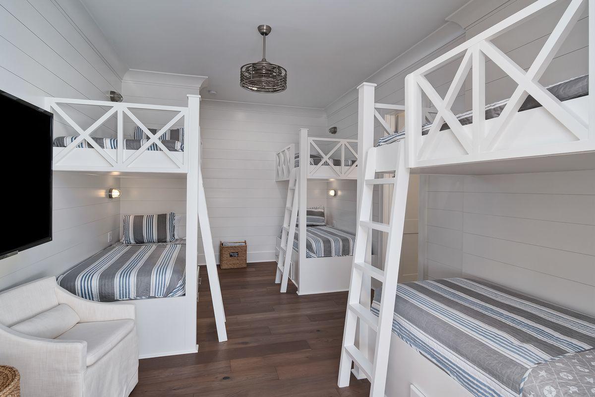 SEASCAPE S/D - Residential
