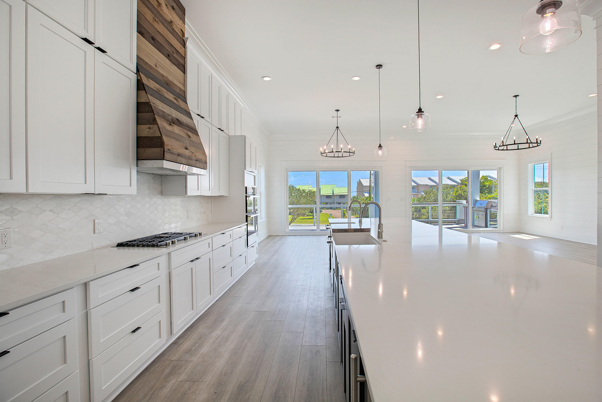 WHITES GULFVIEW ESTATES - Residential