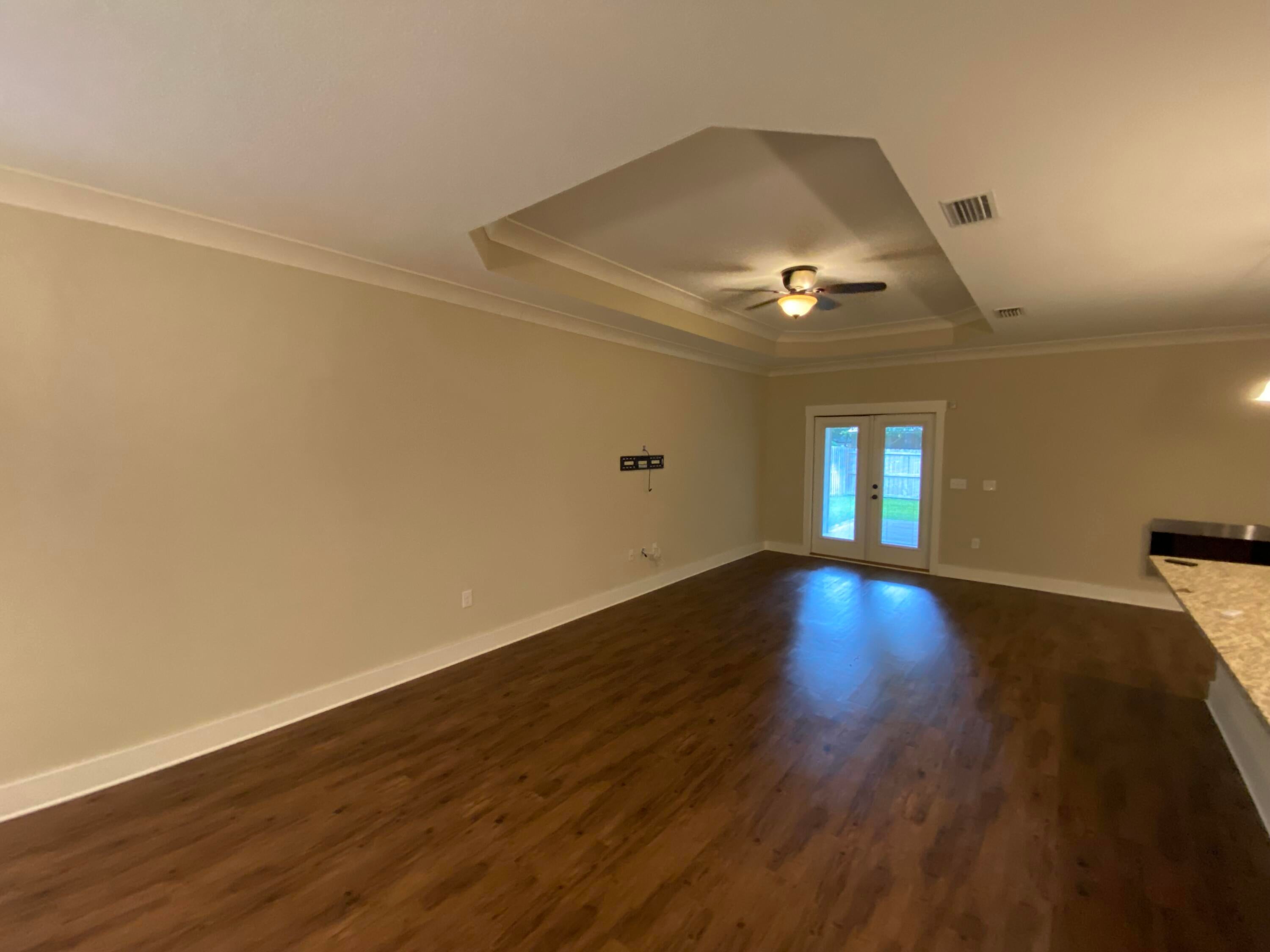 UNRECORDED SUBDIVISION - Residential Lease