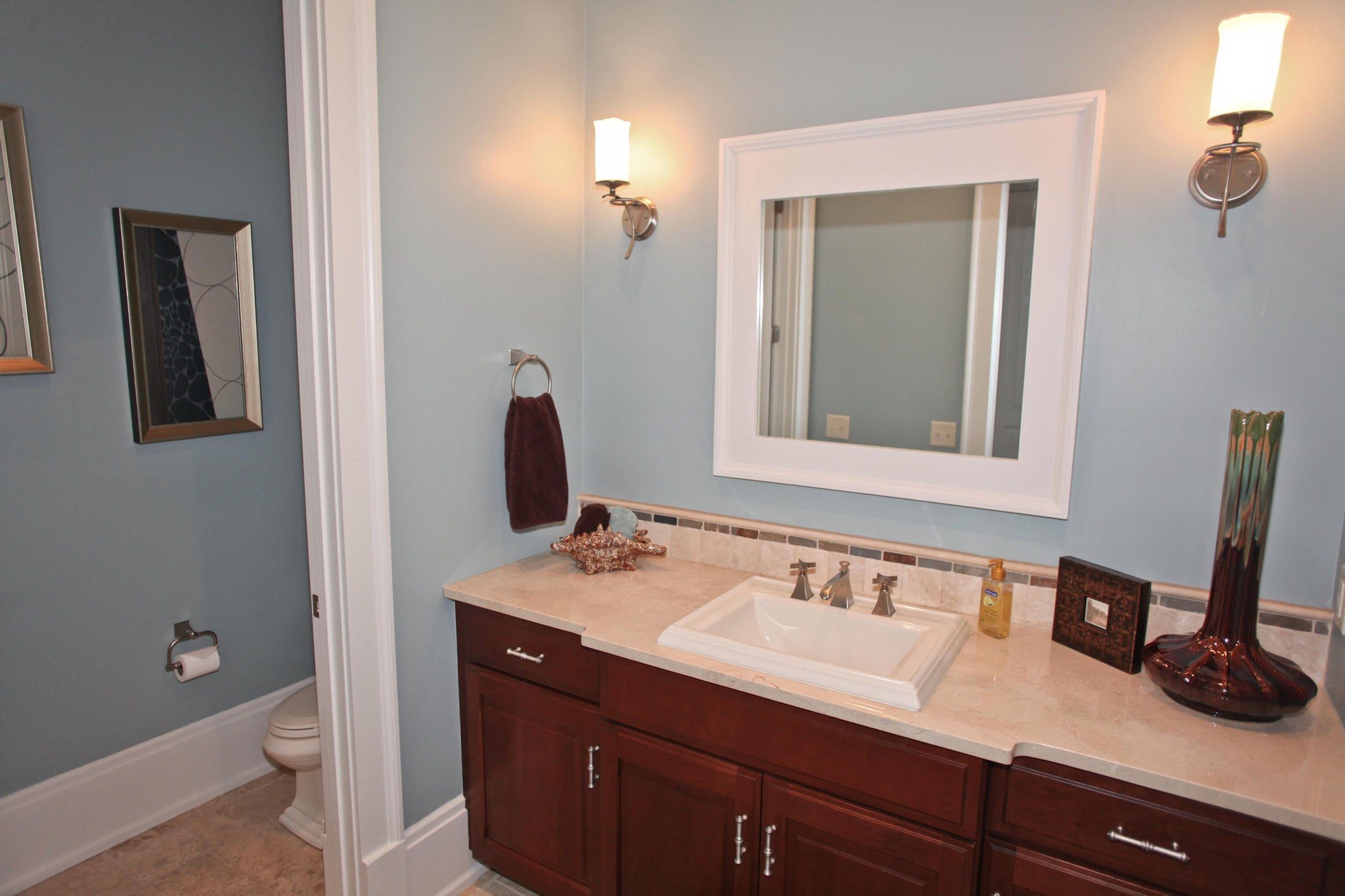 ISLAND ESTATES - Residential