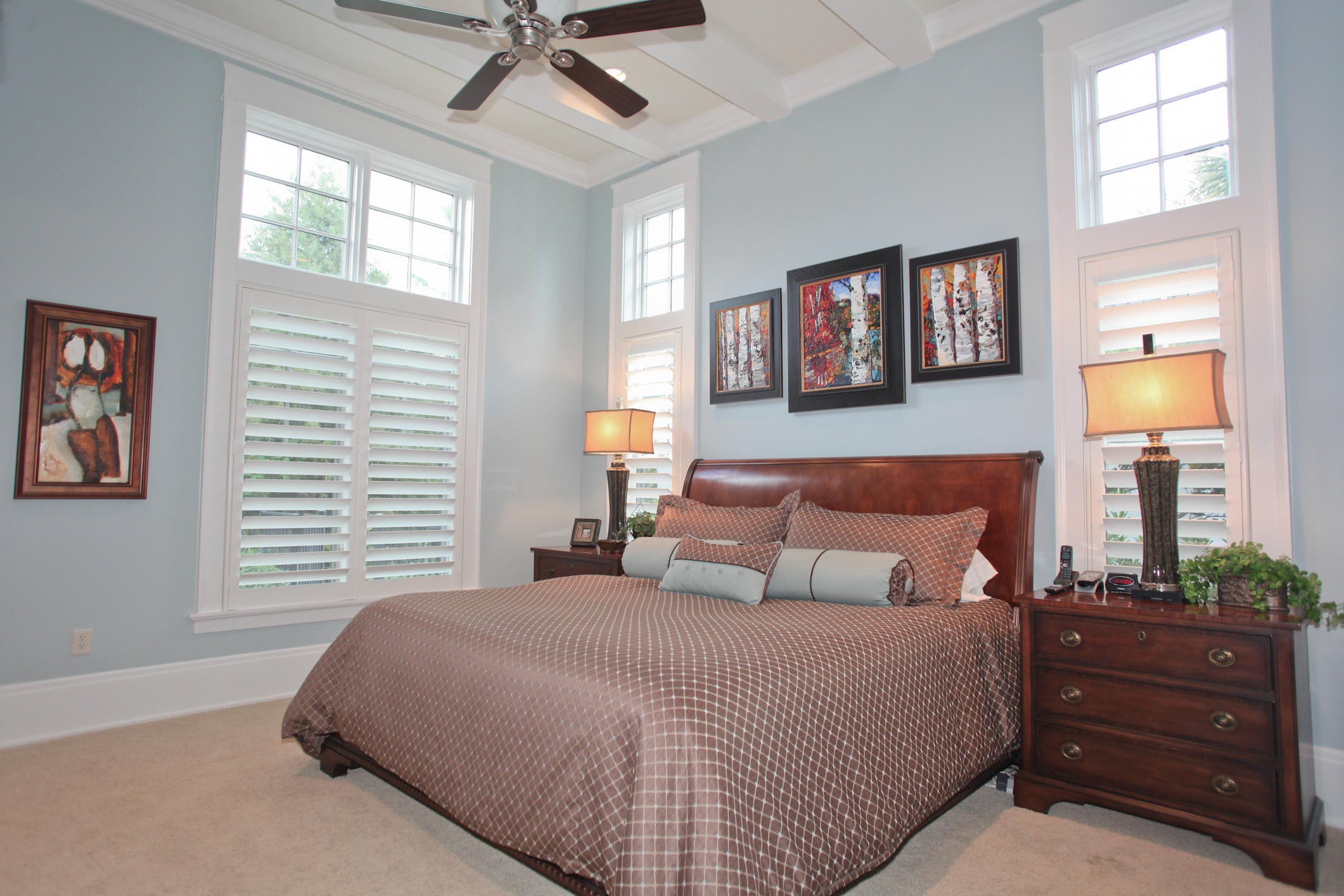 ISLAND ESTATES - Residential