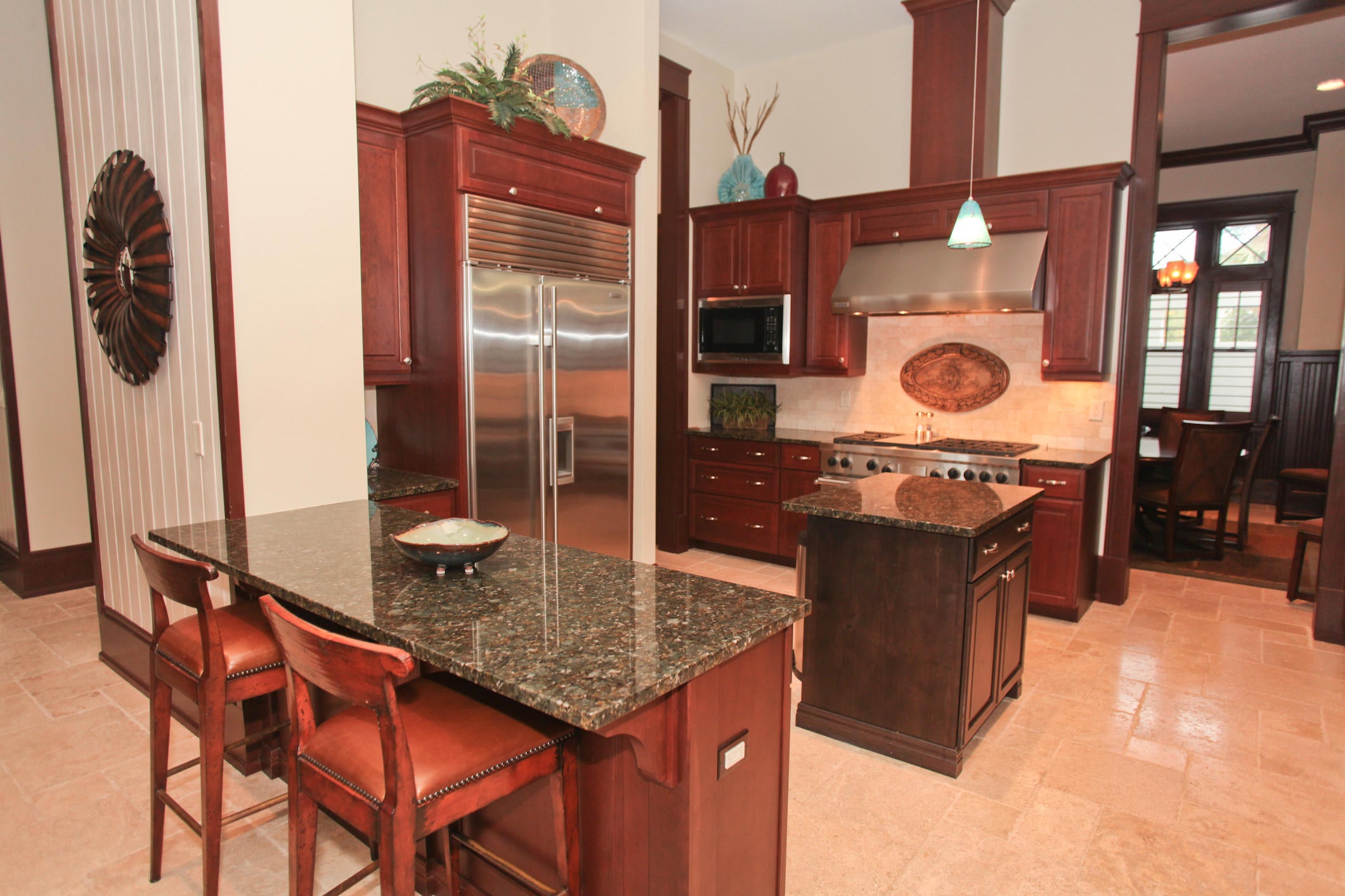 ISLAND ESTATES - Residential