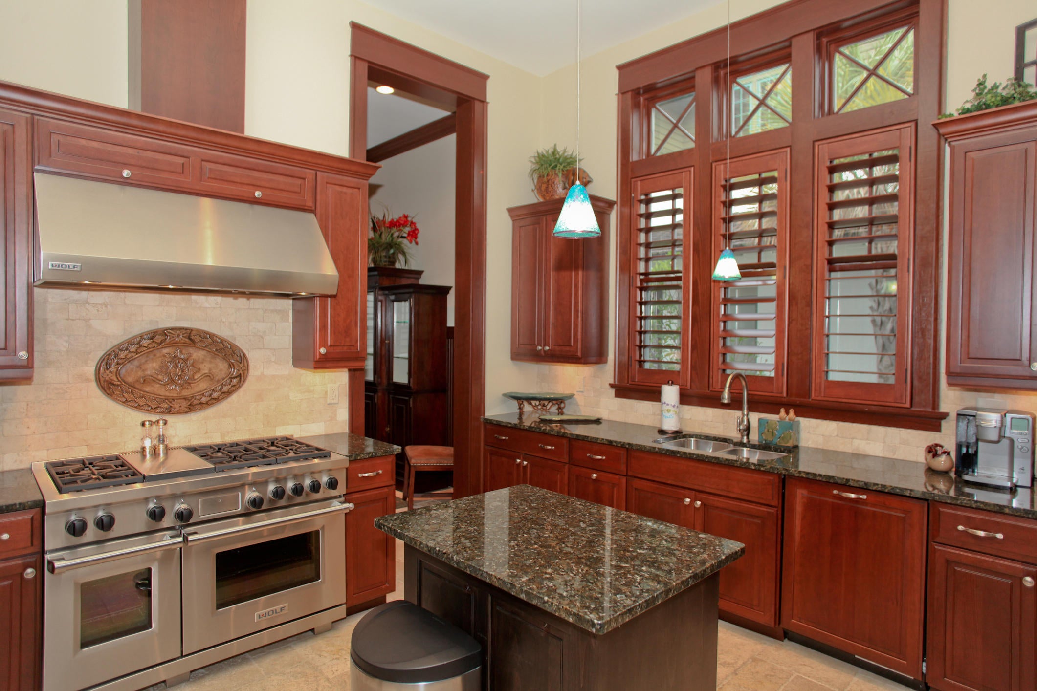 ISLAND ESTATES - Residential
