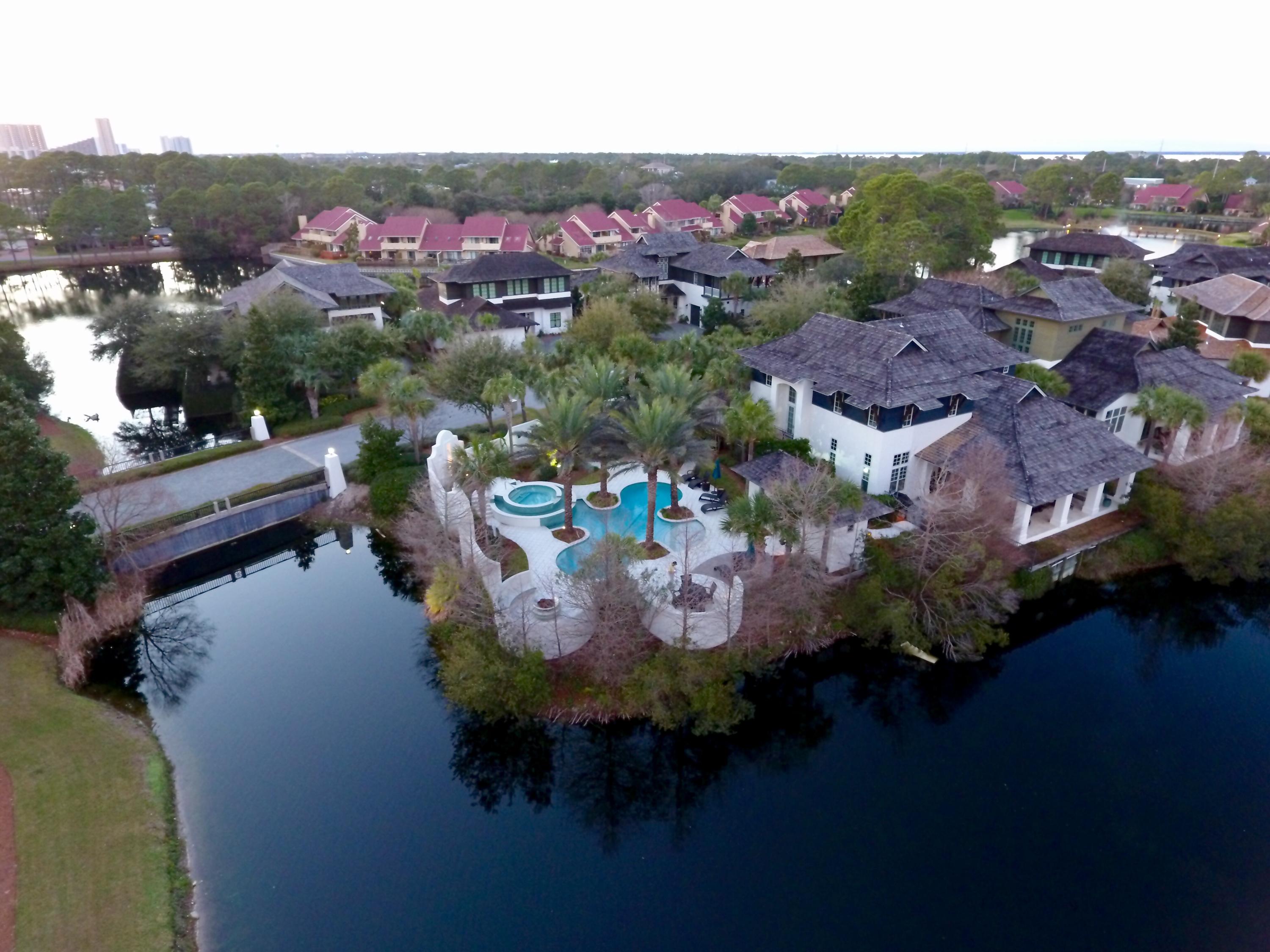 ISLAND ESTATES - Residential