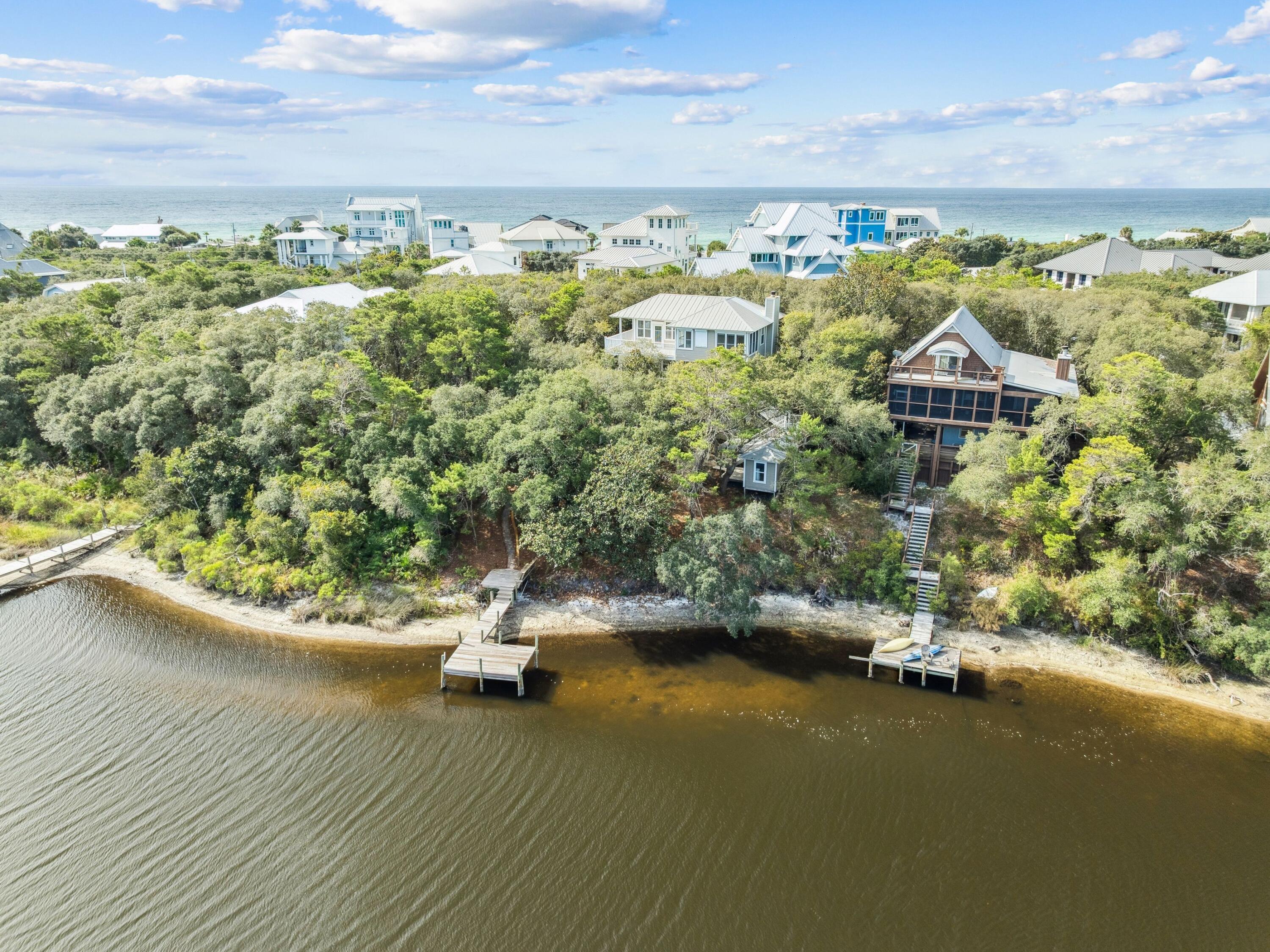 BLUE MOUNTAIN BEACH - Residential