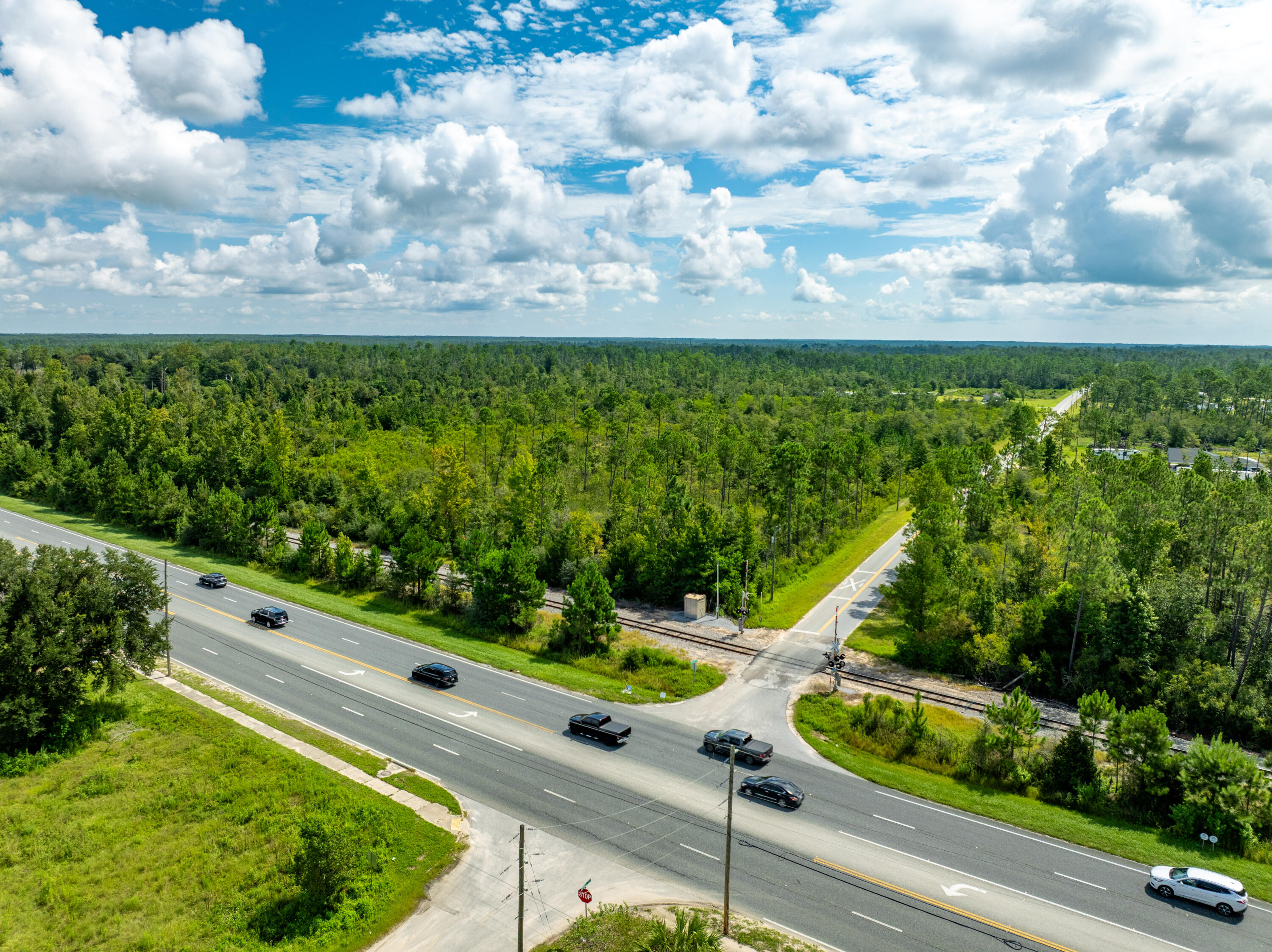 Rare chance to own 19 acres of prime Florida land on the corner of Hwy 231 & Webber Rd in Fountain, FL. With excellent highway frontage, this property offers unlimited development potential, ideal for a residential subdivision, multi-home estate, RV park, farm, or recreational retreat. Located just 25 m from downtown Panama City, 35 m from Panama City Beach, & only 30 miles to Northwest Florida Beaches International Airport (ECP), the parcel combines peaceful rural living with easy access to the Gulf Coast's white-sand beaches, shopping, dining, and entertainment. Whether you're a developer, investor, or builder, this large tract presents a unique opportunity in a fast-growing area of the Florida Panhandle. Purchase your slice of Florida's future, the possibilities endless