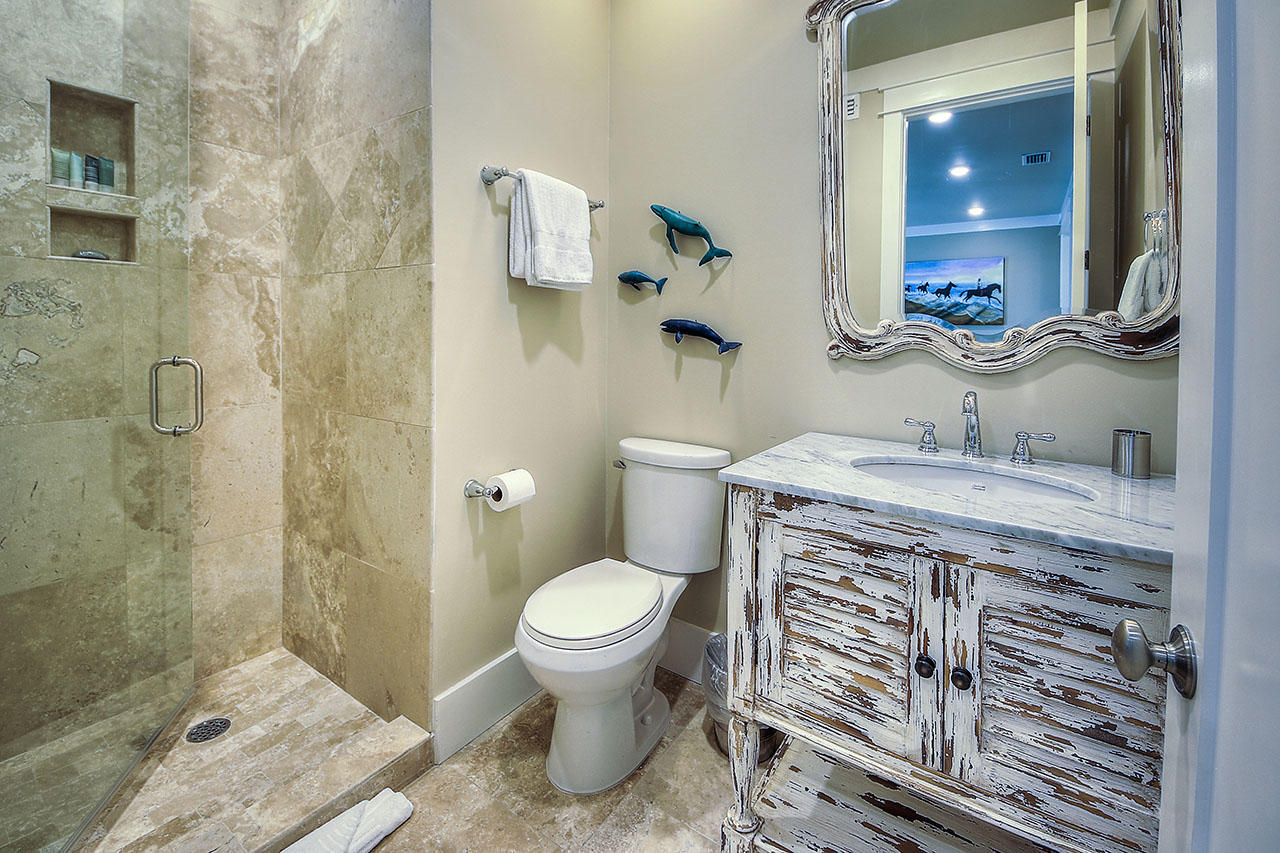 Crystal Shores - Residential