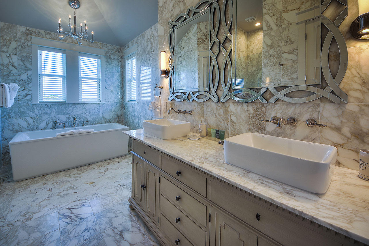 Crystal Shores - Residential
