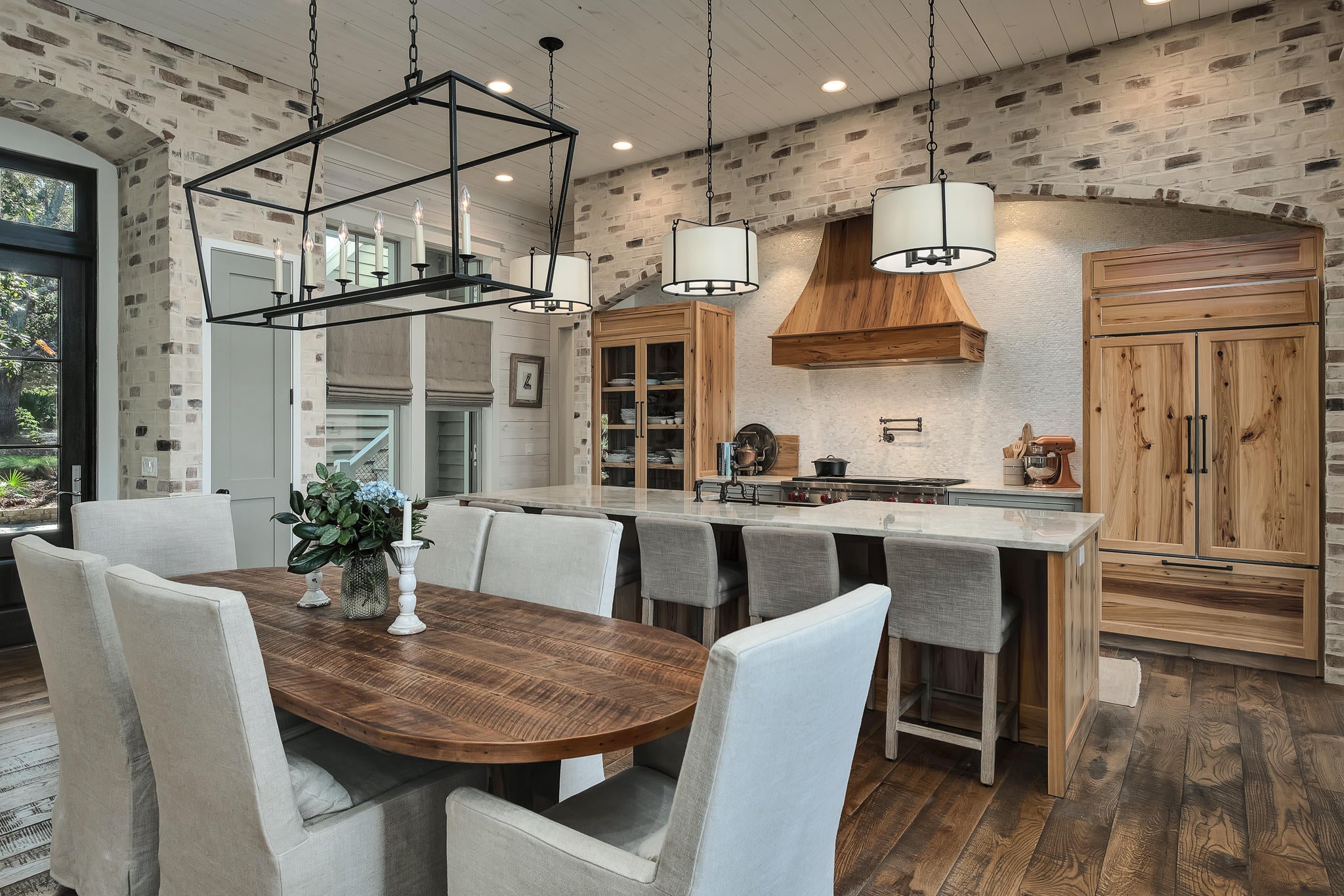 LAKE SHORE ESTATES - Residential