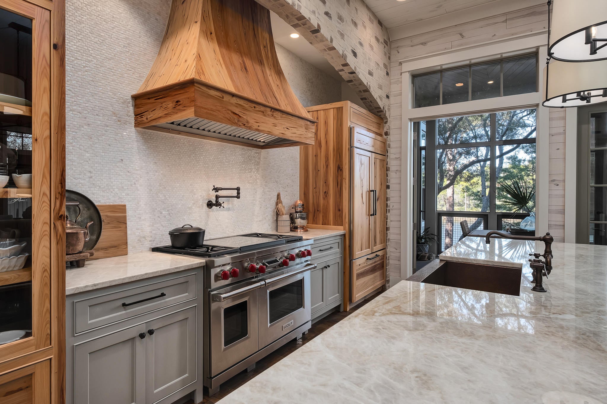 LAKE SHORE ESTATES - Residential