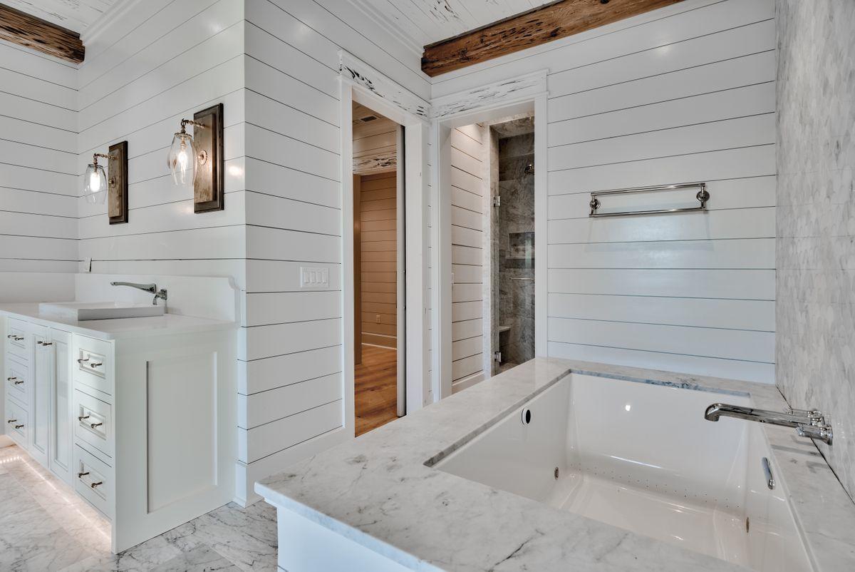SEAGROVE 3RD ADDN - Residential