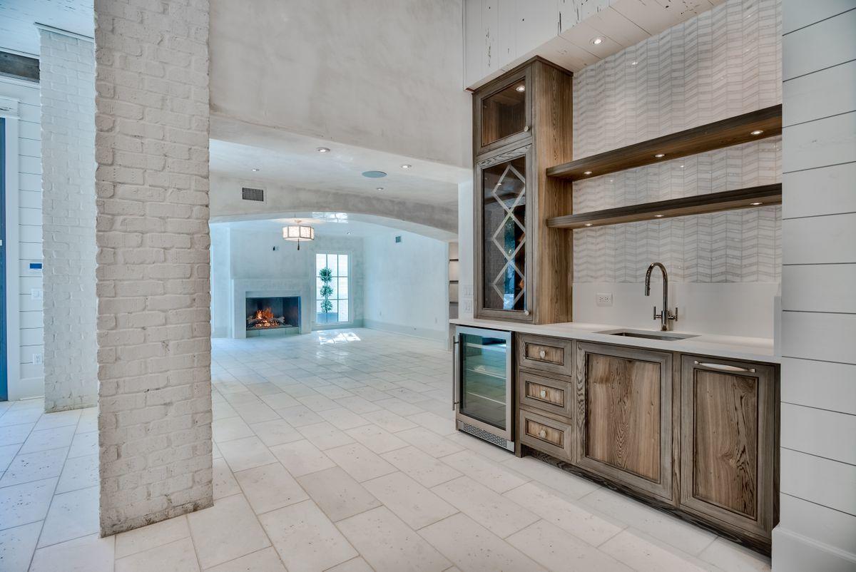 SEAGROVE 3RD ADDN - Residential