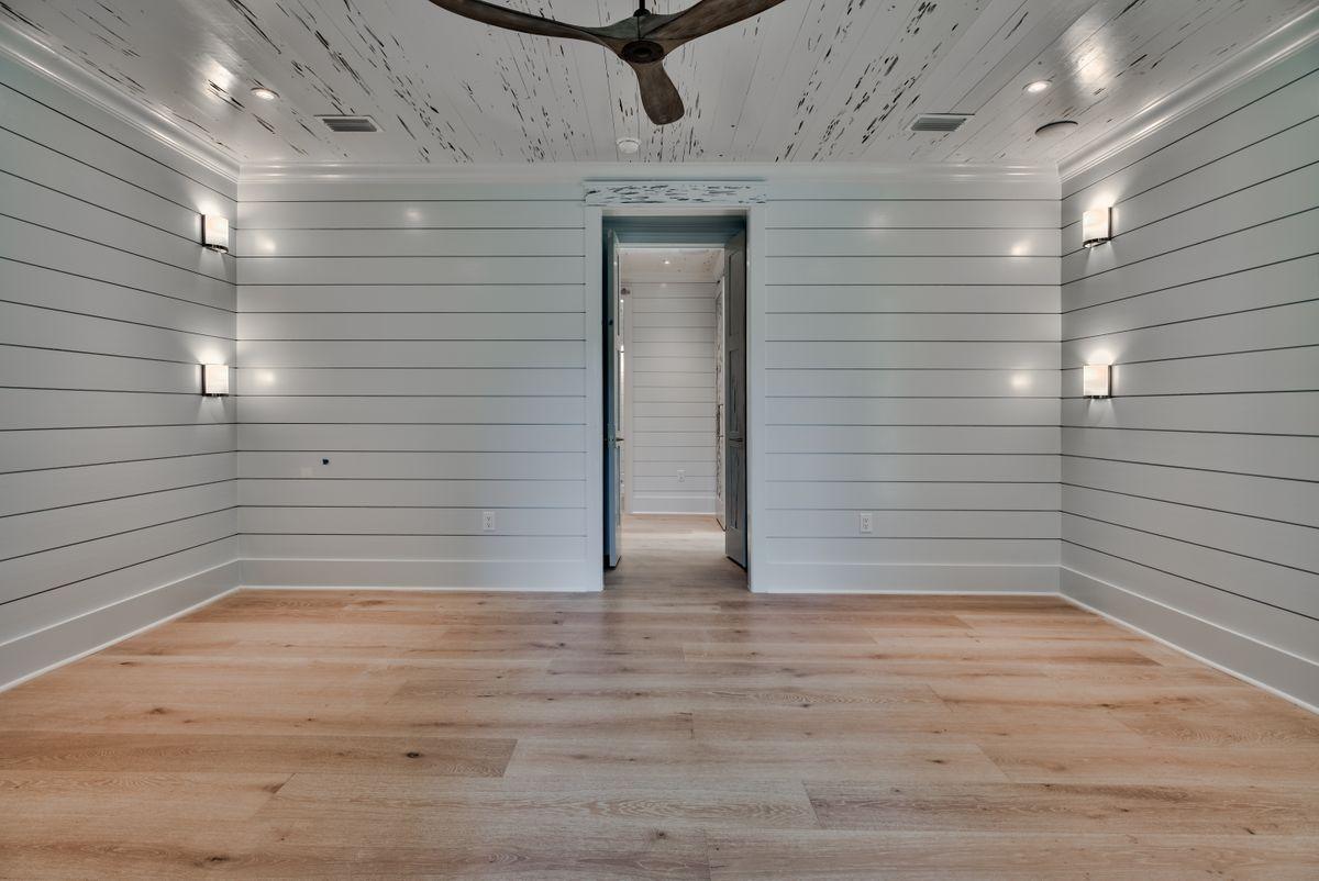 SEAGROVE 3RD ADDN - Residential