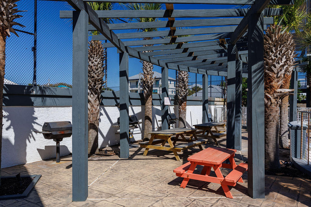 MAINSAIL THE COTTAGES AT - Residential