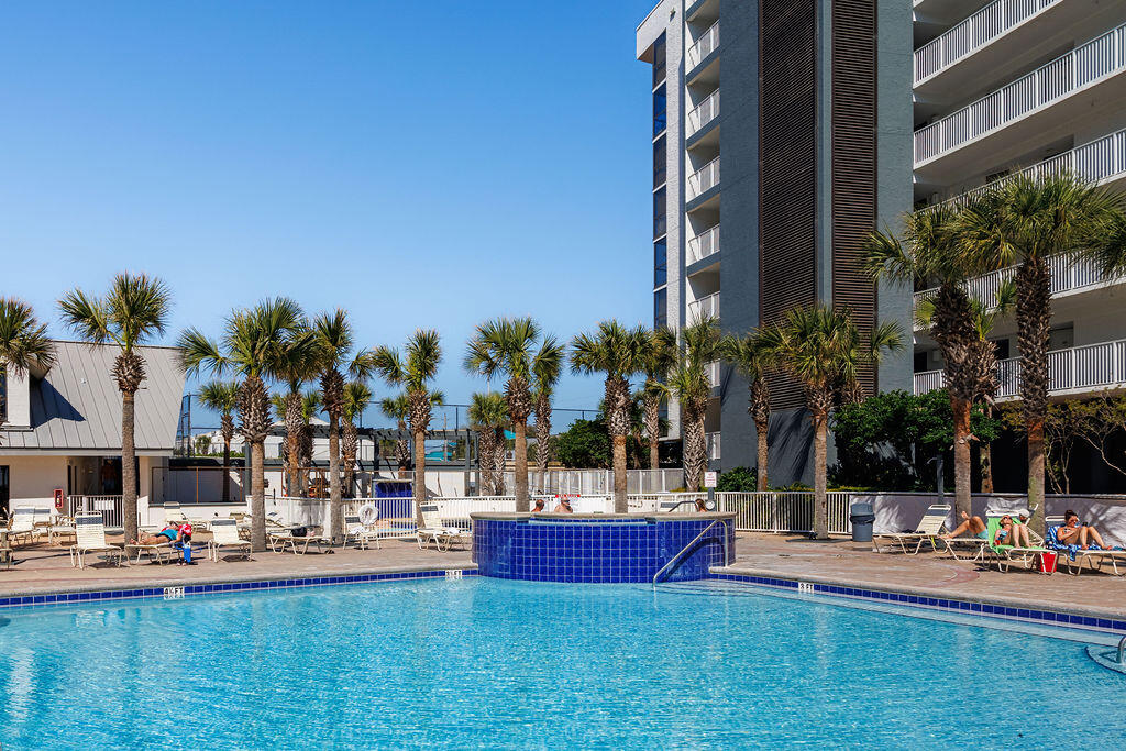 MAINSAIL THE COTTAGES AT - Residential