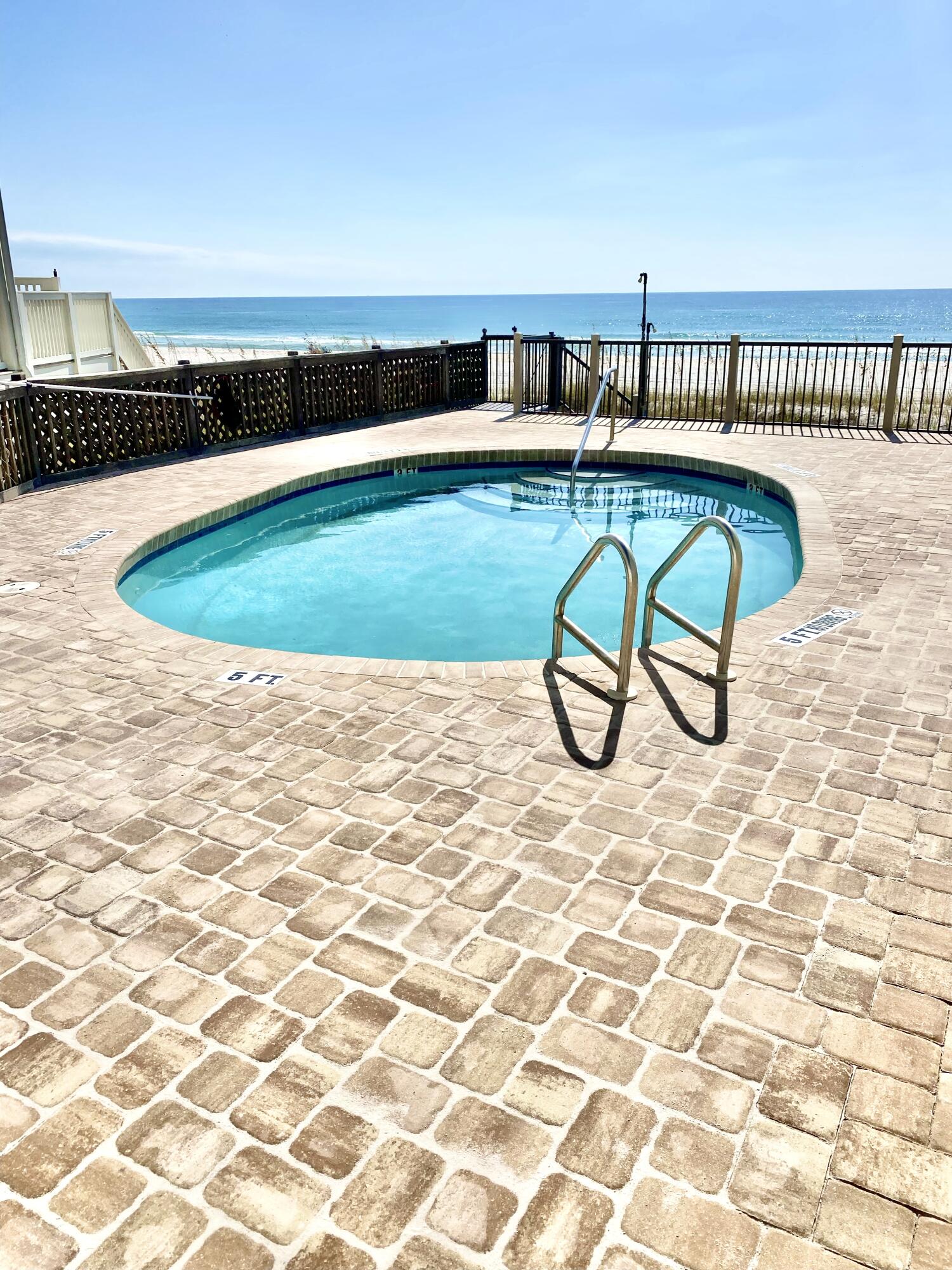 SOUTHERN EXPOSURES CONDO - Residential