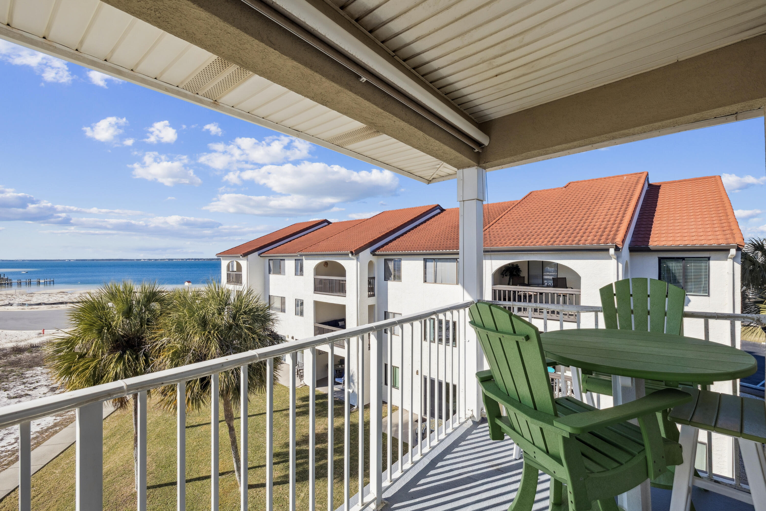 SUNSET HARBOUR VILLAS CONDO - Residential