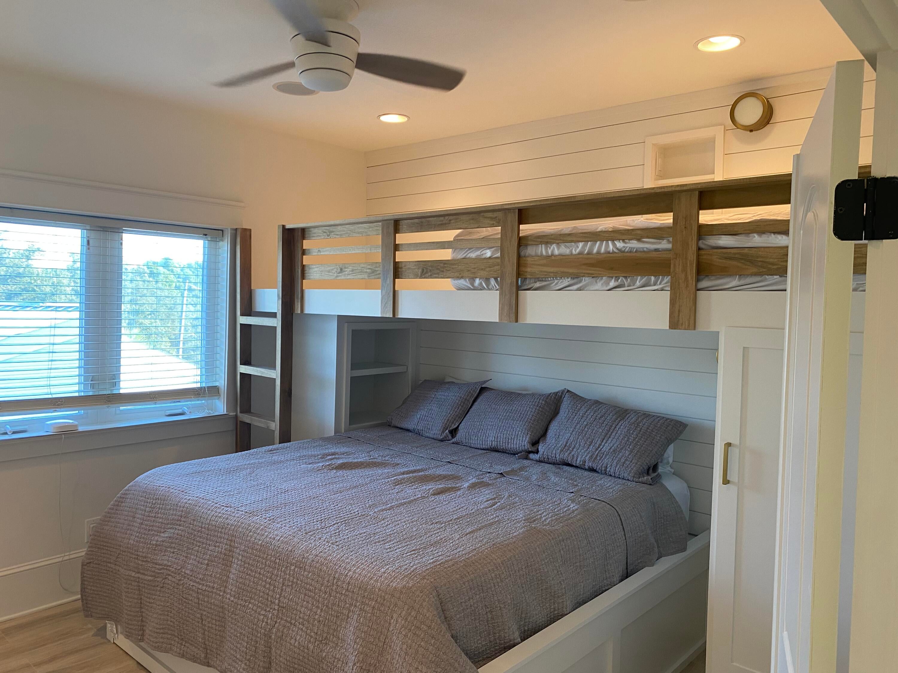 GULF PINES - Residential