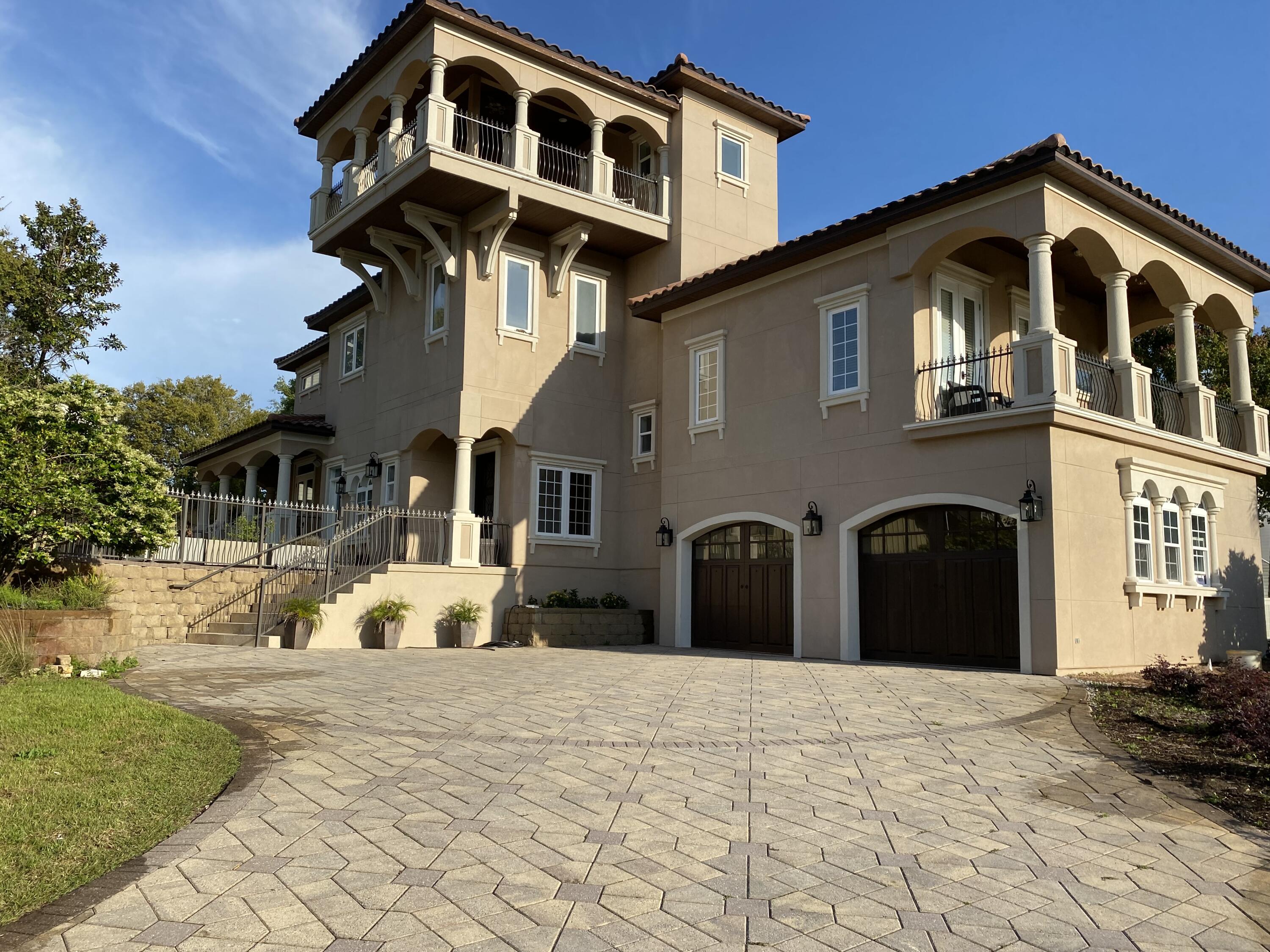 GULF PINES - Residential