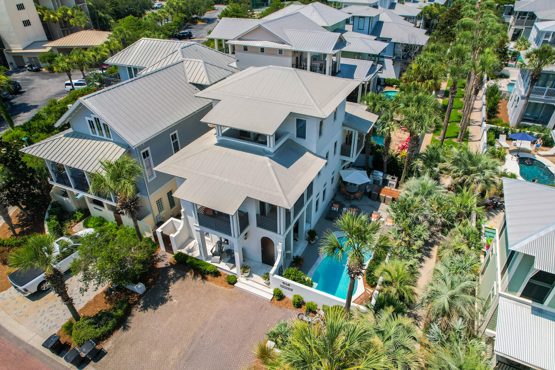 WATERS EDGE - Residential