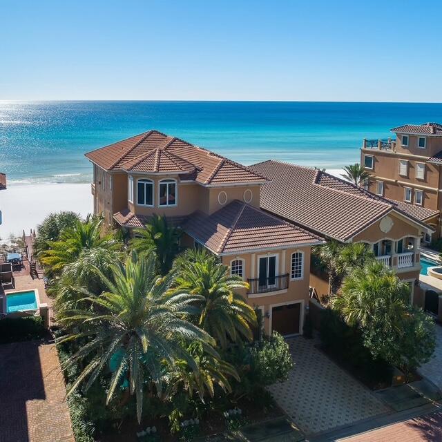DESTINY BY THE SEA - Residential